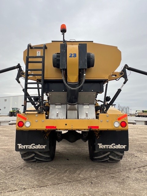 2023 TerraGator TG8400C Floater