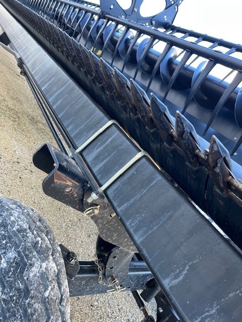 2016 MacDon FD75-45 Header Combine