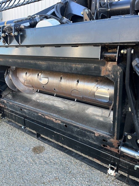 2016 MacDon FD75-45 Header Combine