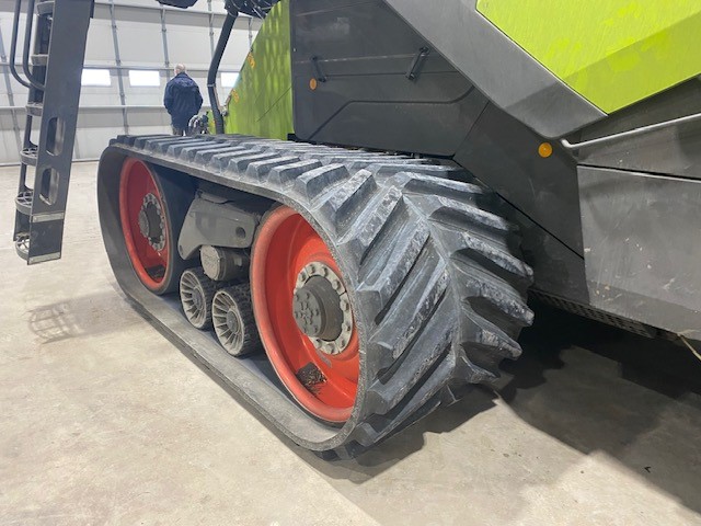 2021 CLAAS 8700TT Combine