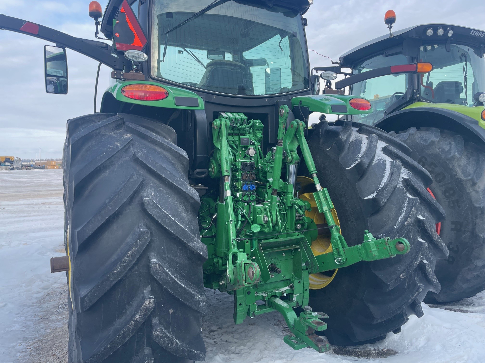 2018 John Deere 6215R Tractor