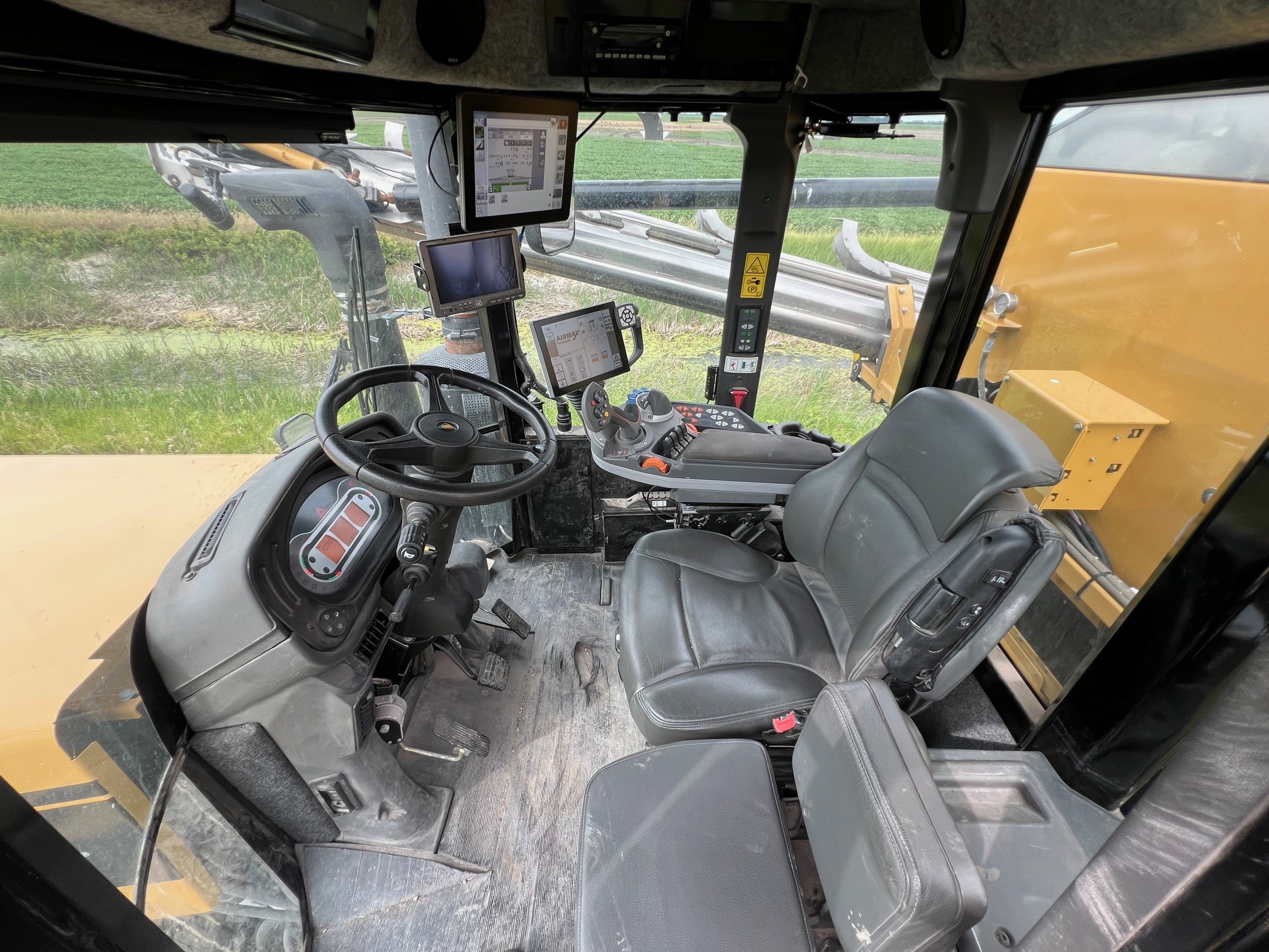 2023 TerraGator TG8400C Floater