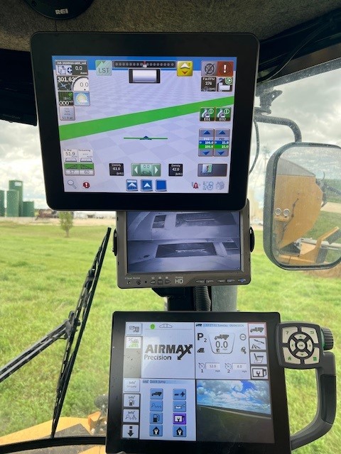 2023 TerraGator TG8400C Floater