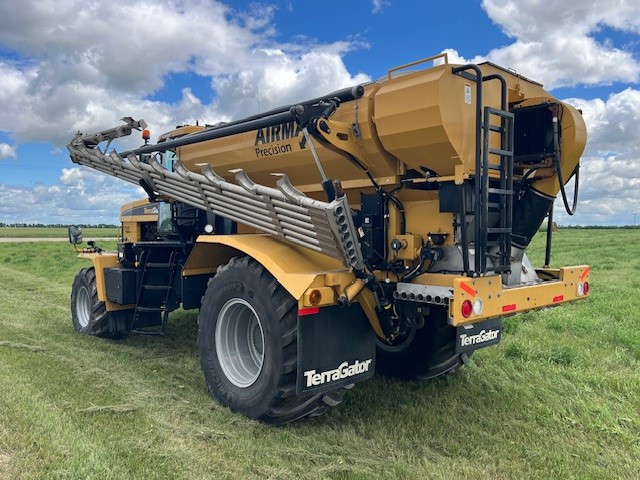 2023 TerraGator TG8400C Floater