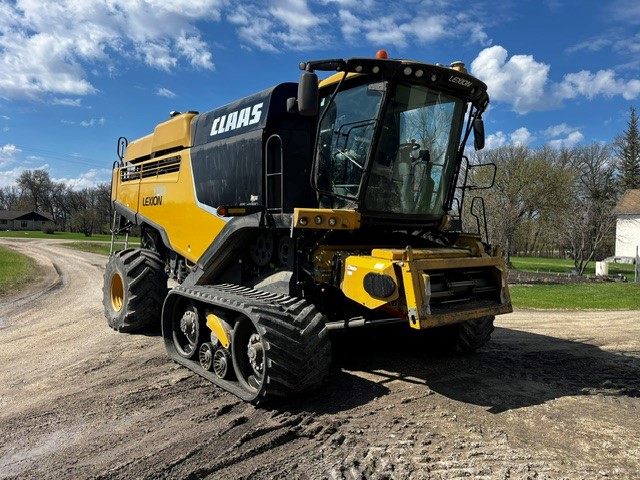 2016 CLAAS 760TT Combine