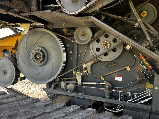 2016 CLAAS 760TT Combine