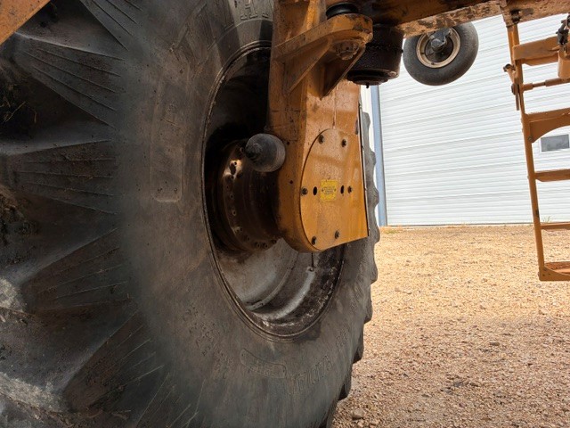 2010 RoGator 1184 Sprayer/High Clearance