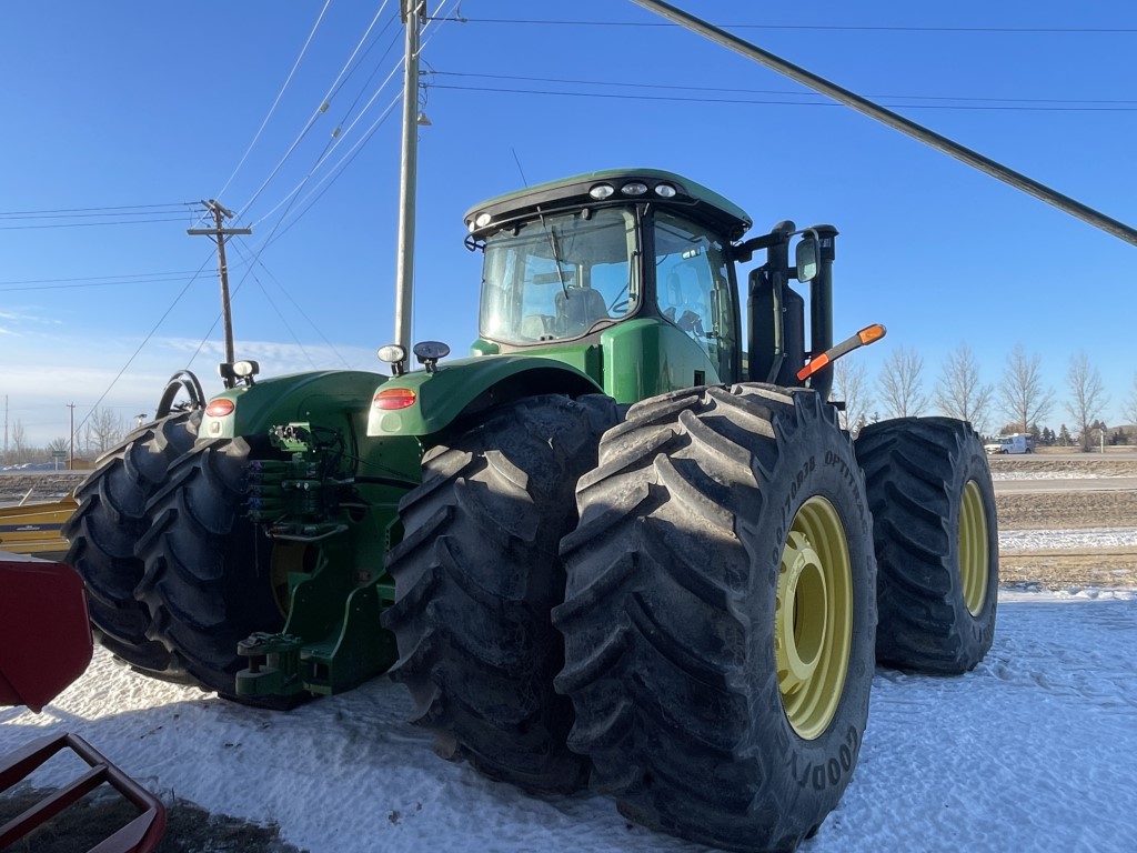 2014 John Deere 9560R Tractor 4WD