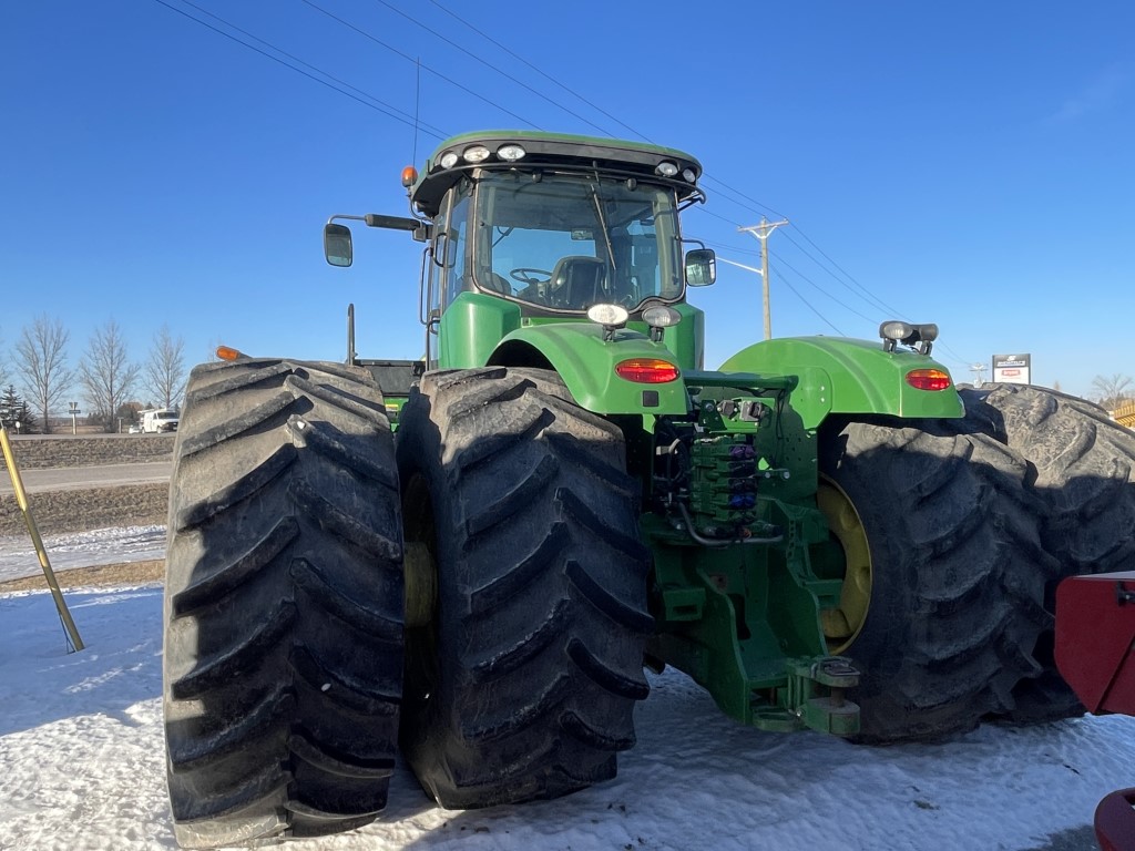 2014 John Deere 9560R Tractor 4WD