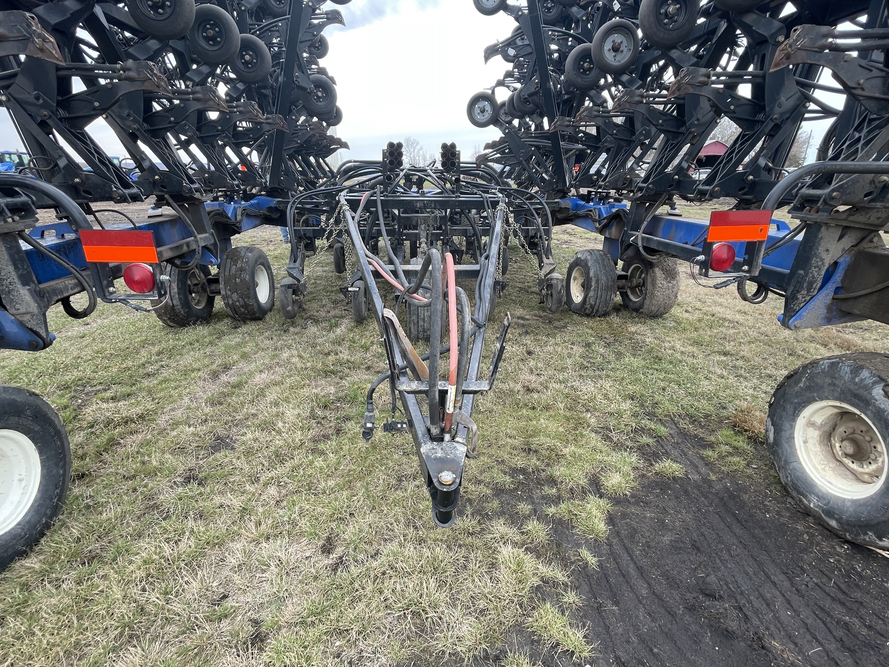 2011 New Holland P2070 Air Drill