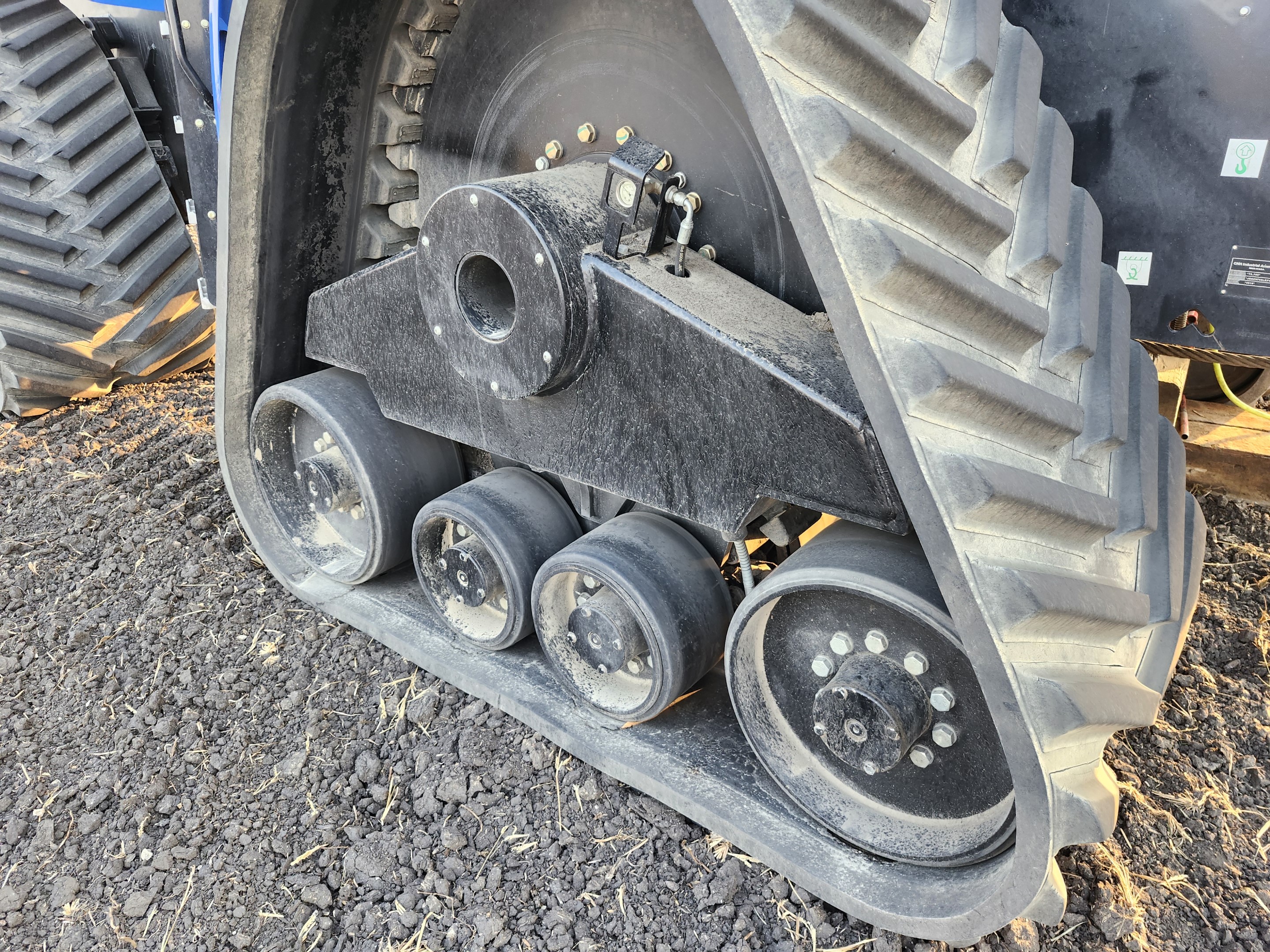 2020 New Holland T9.700 Tractor Rubber Track