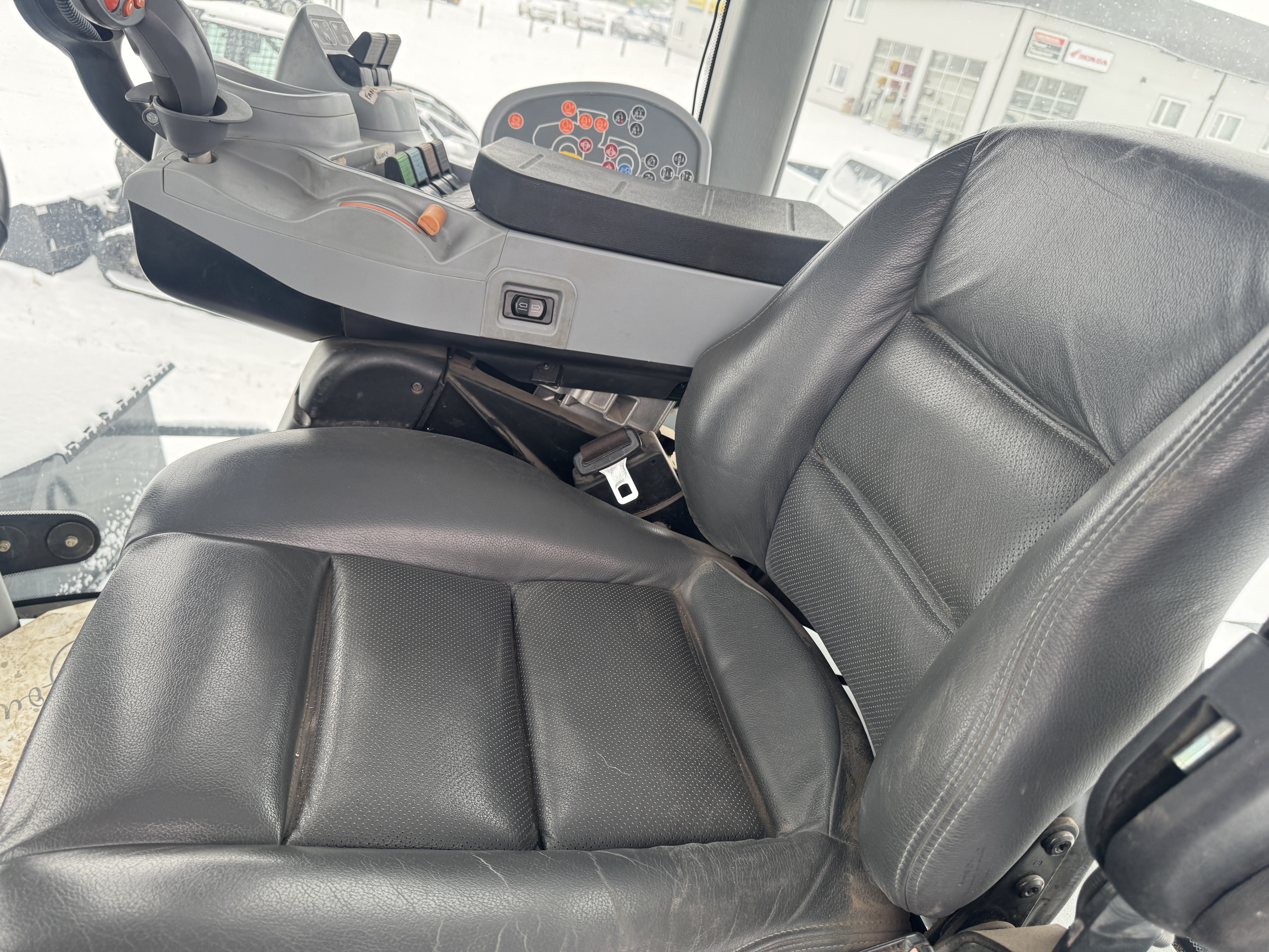 2020 New Holland T9.700 Tractor Rubber Track