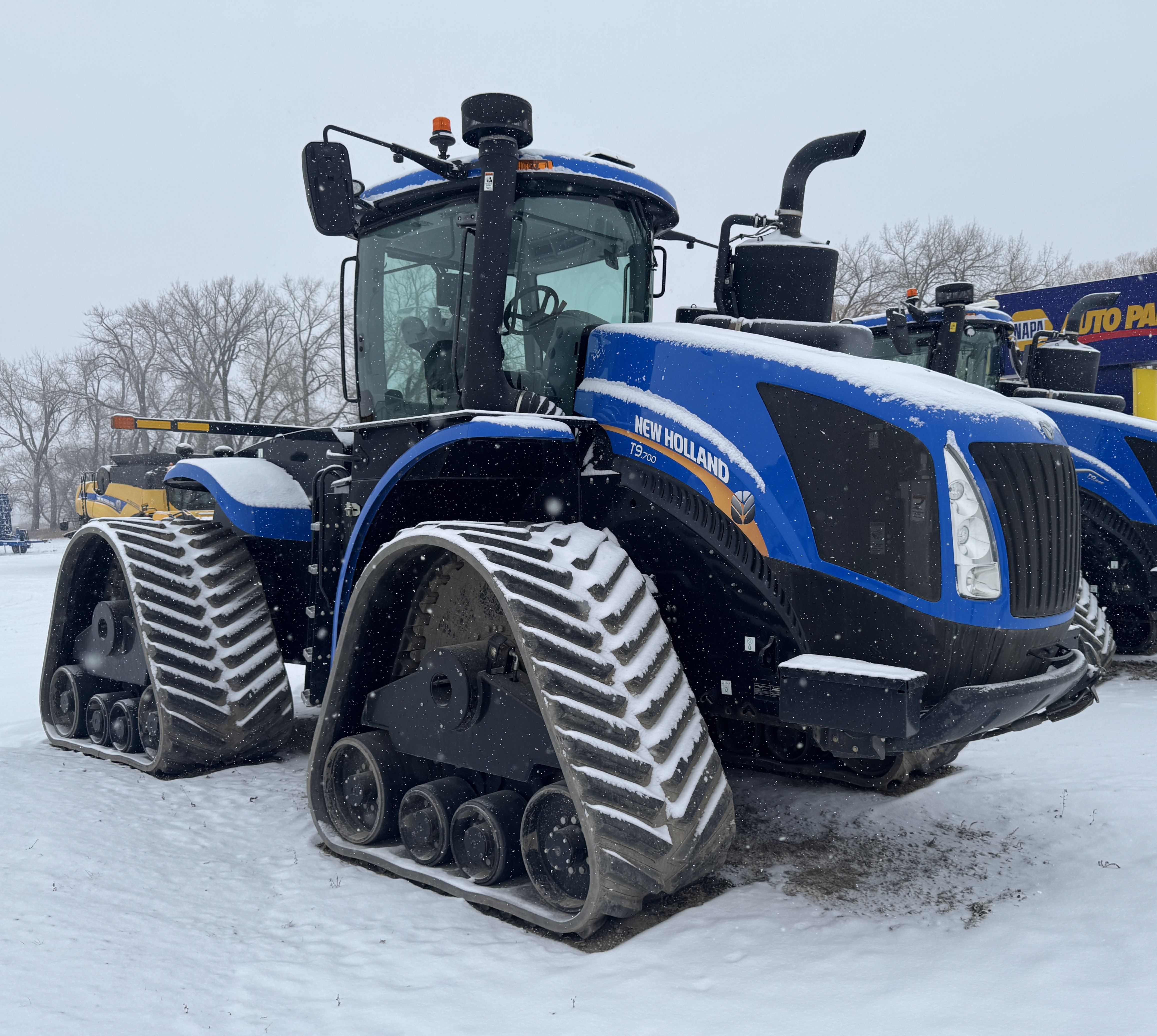 2020 New Holland T9.700 Tractor Rubber Track