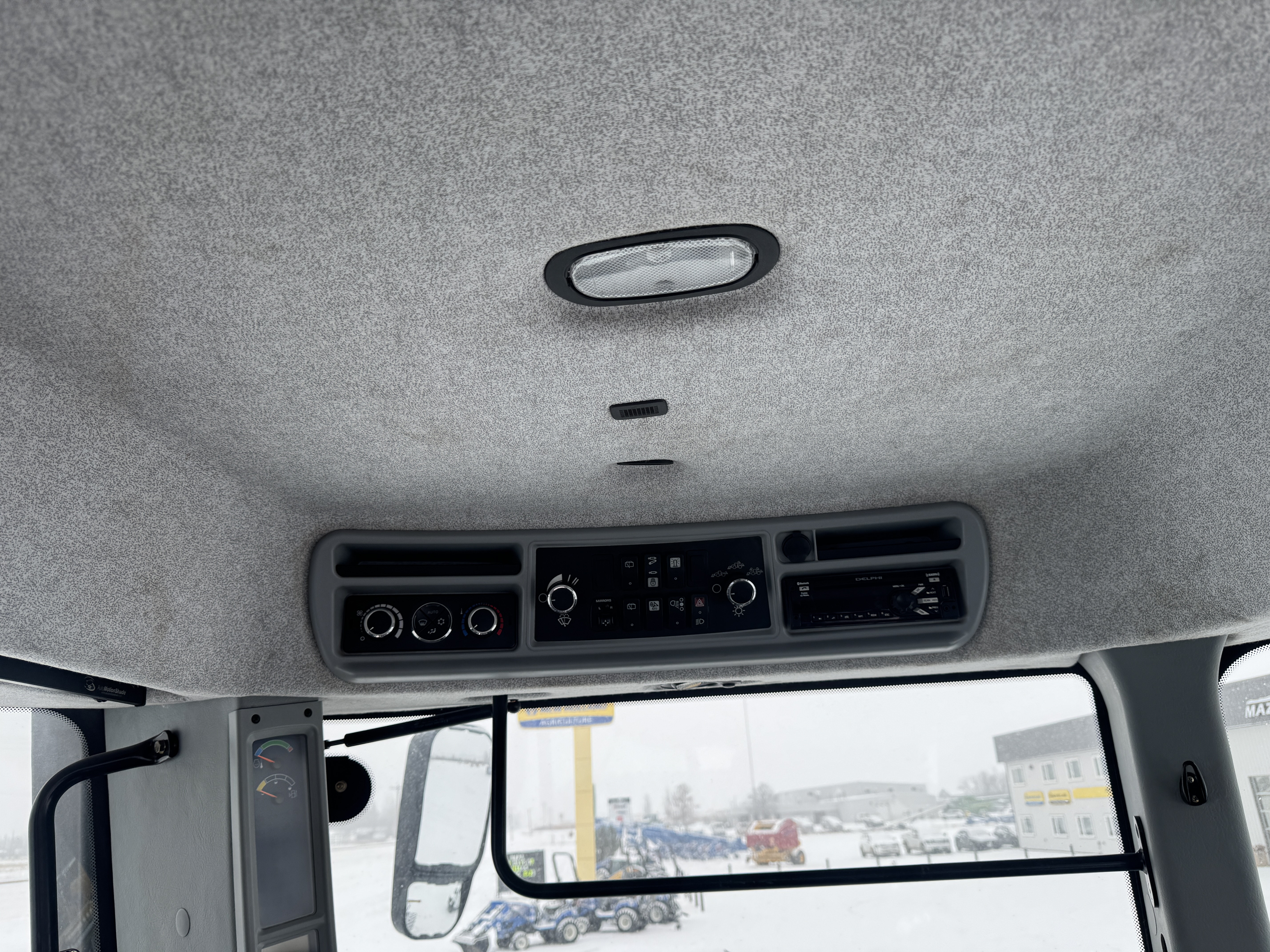 2020 New Holland T9.700 Tractor Rubber Track