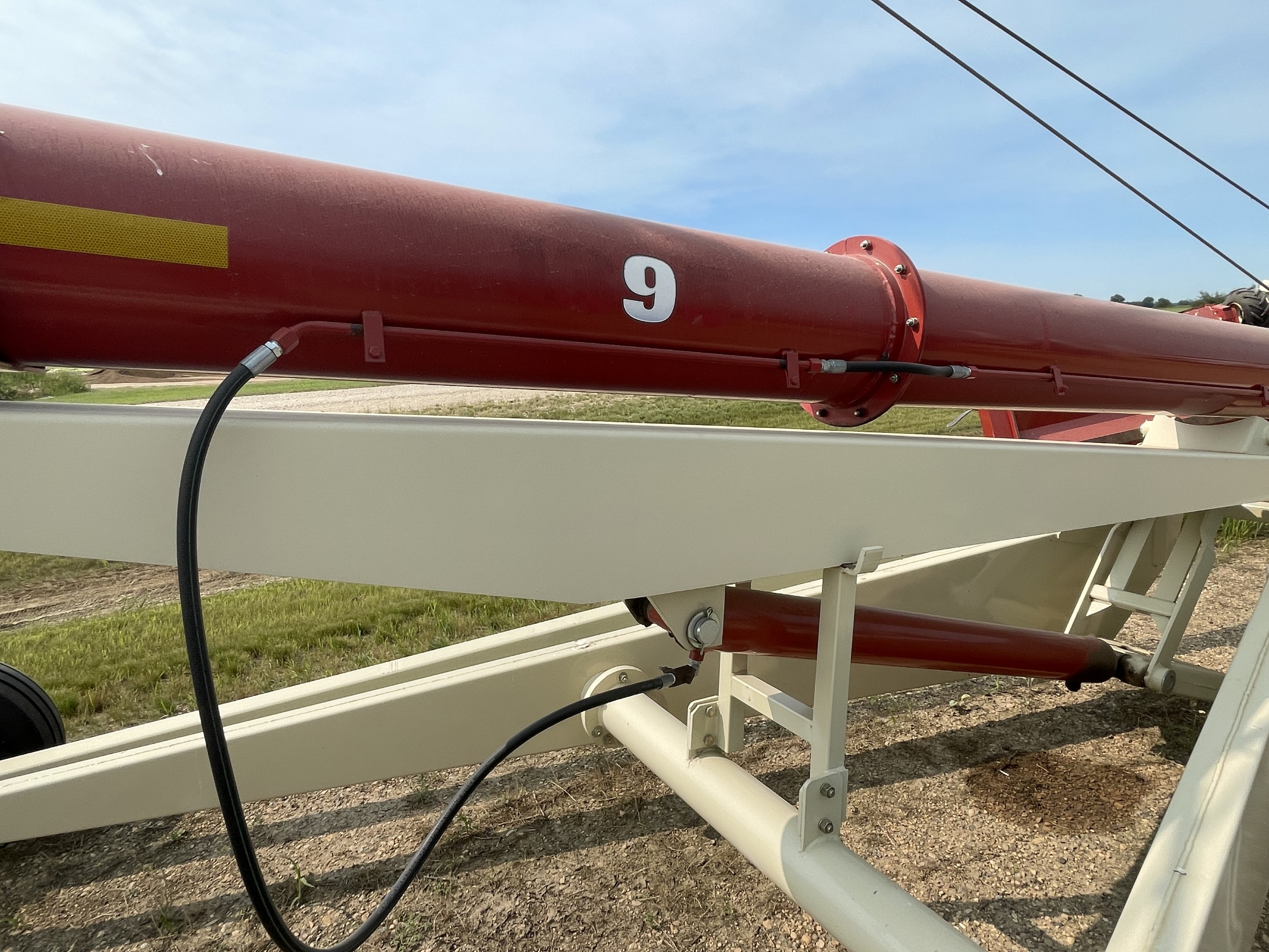 2011 Farm King 1395 Grain Auger