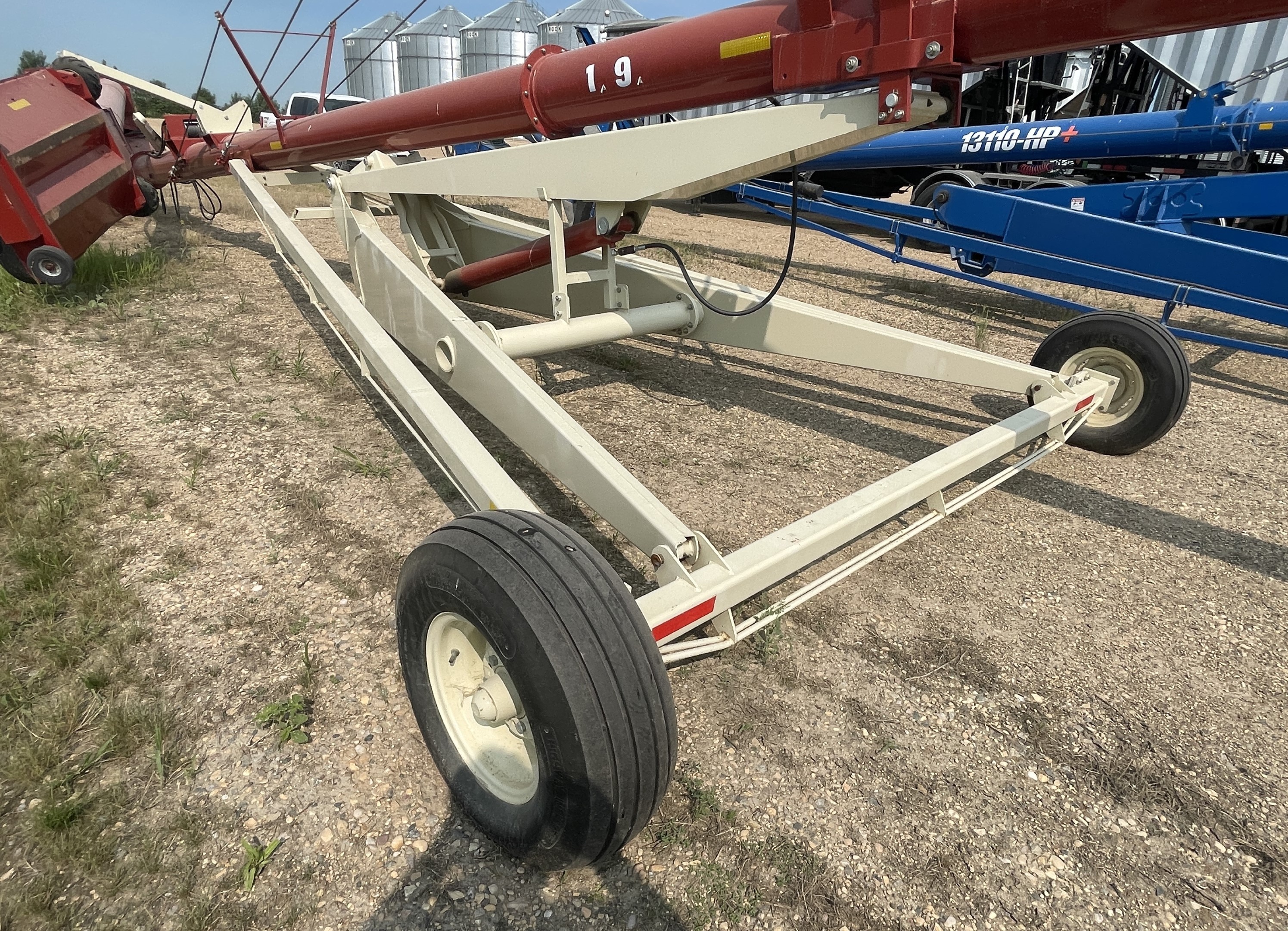 2011 Farm King 1395 Grain Auger