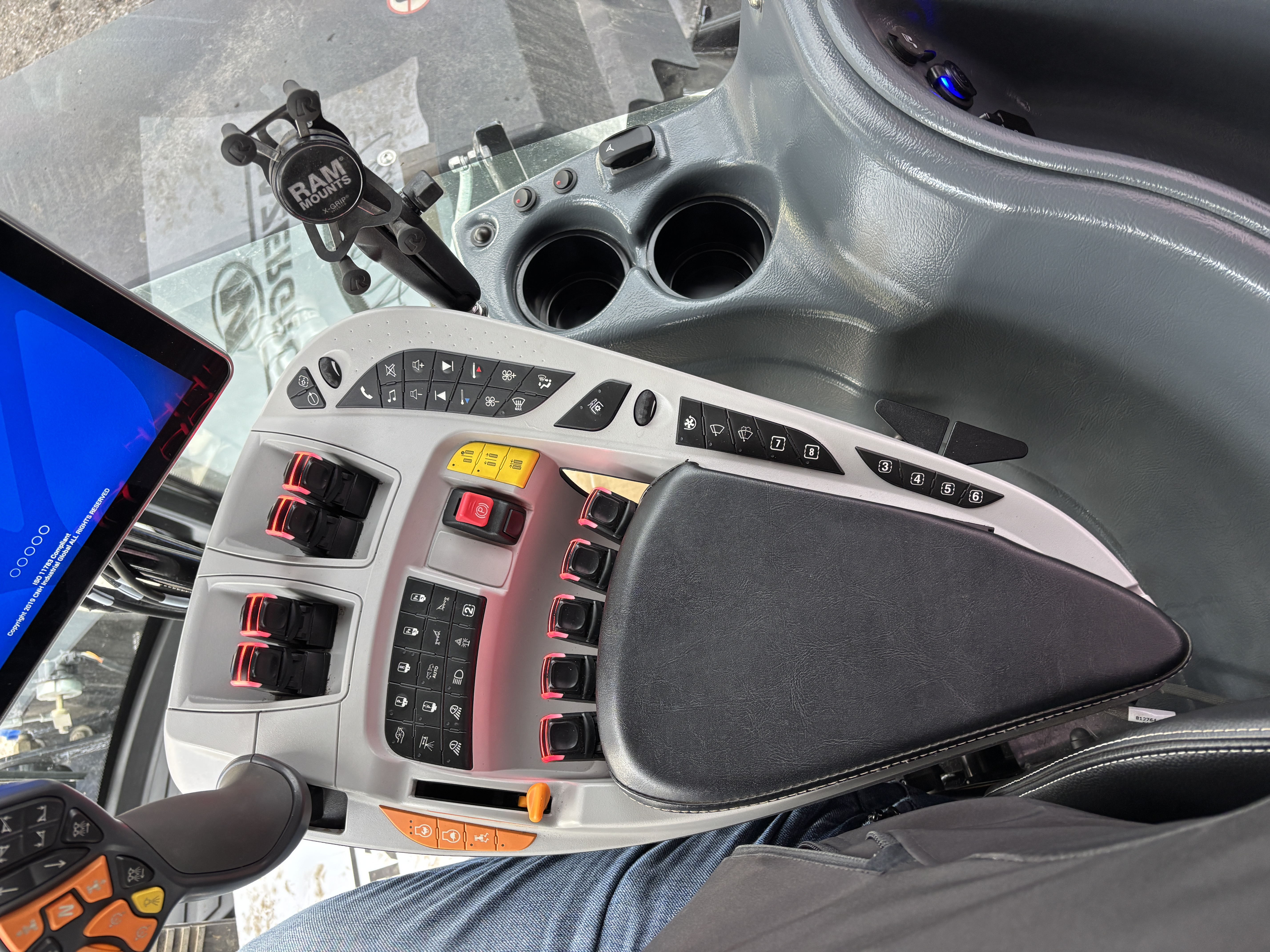 2023 New Holland SP.410F Sprayer/High Clearance