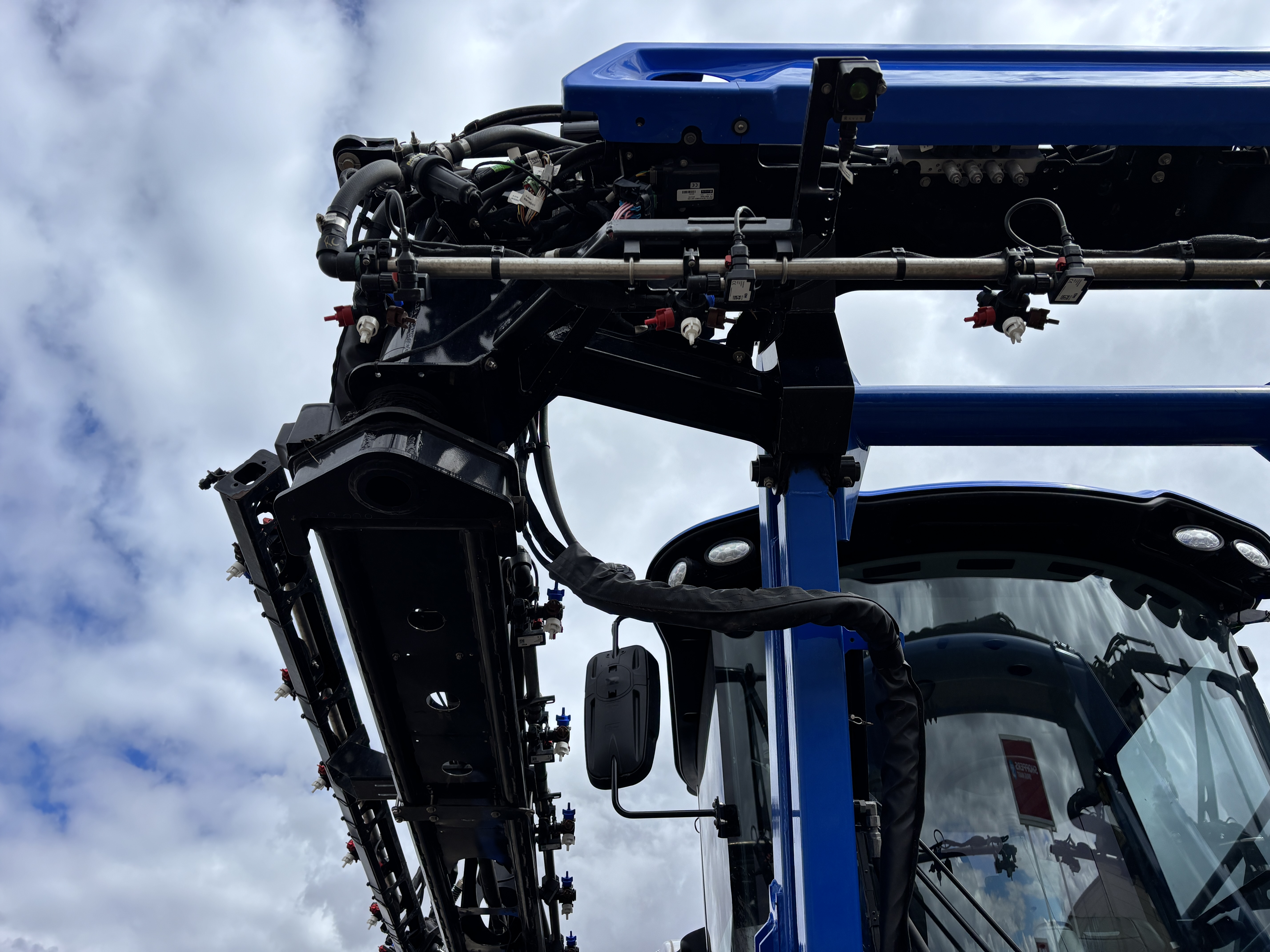 2023 New Holland SP.410F Sprayer/High Clearance