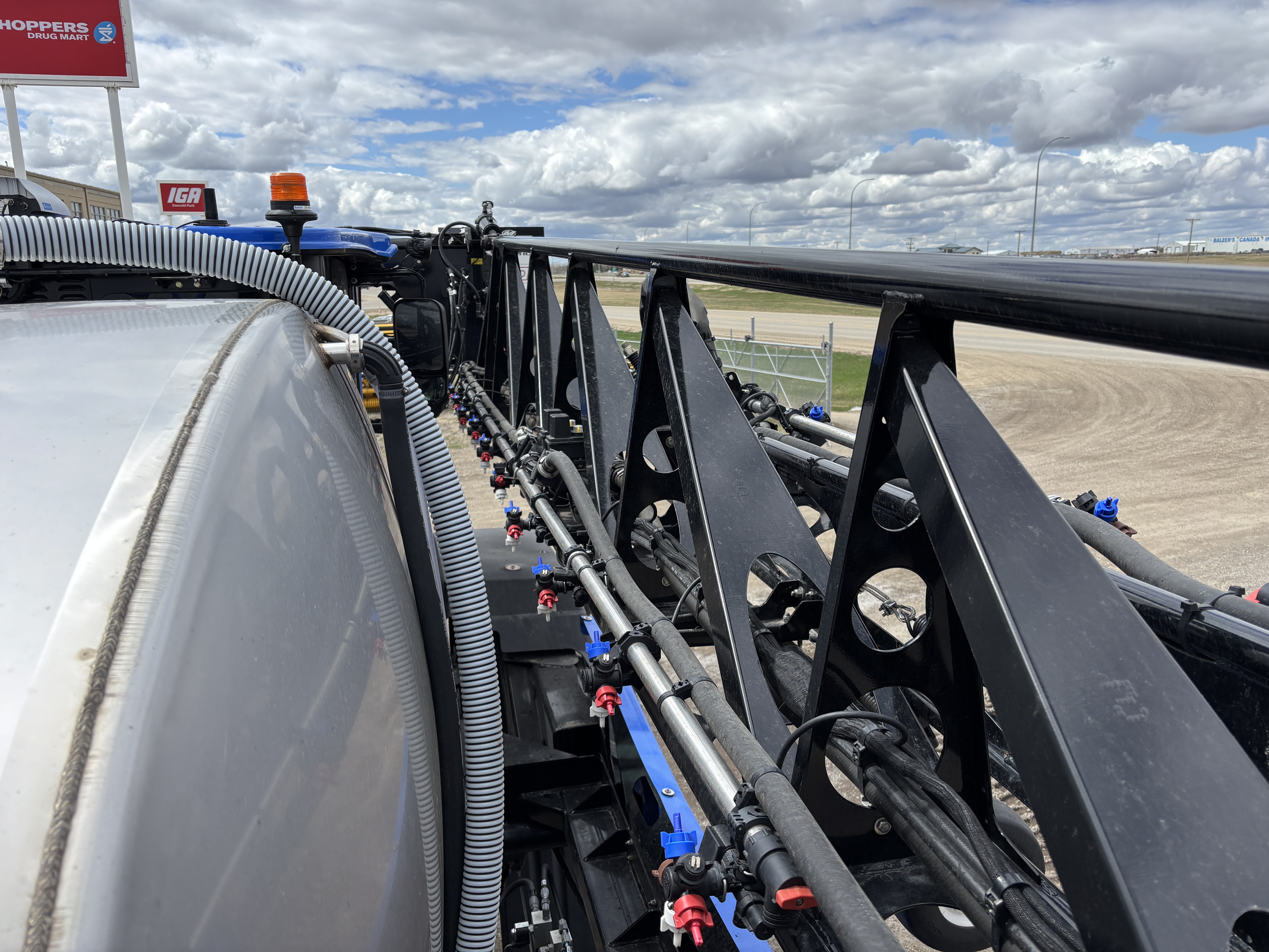 2023 New Holland SP.410F Sprayer/High Clearance