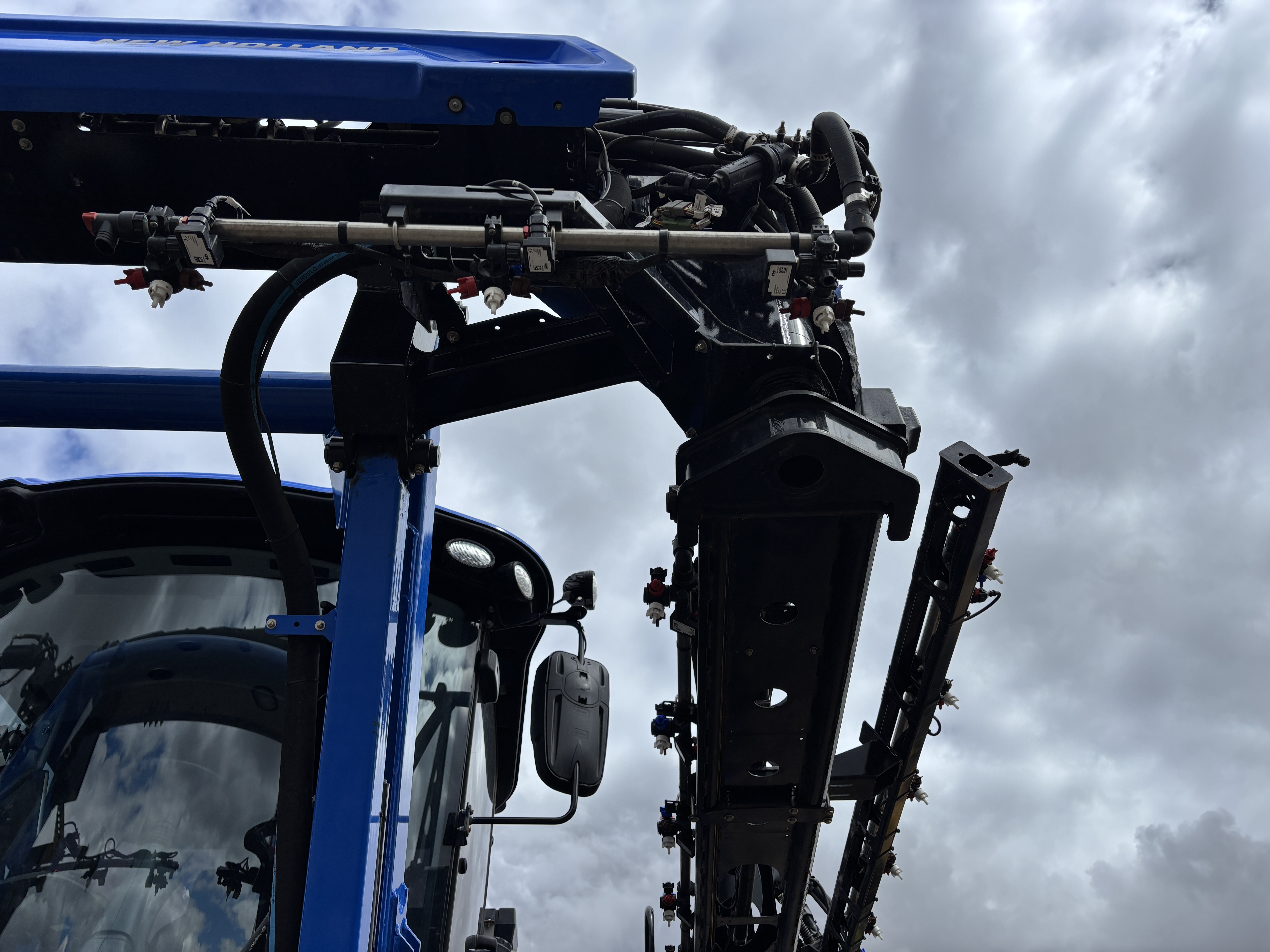 2023 New Holland SP.410F Sprayer/High Clearance