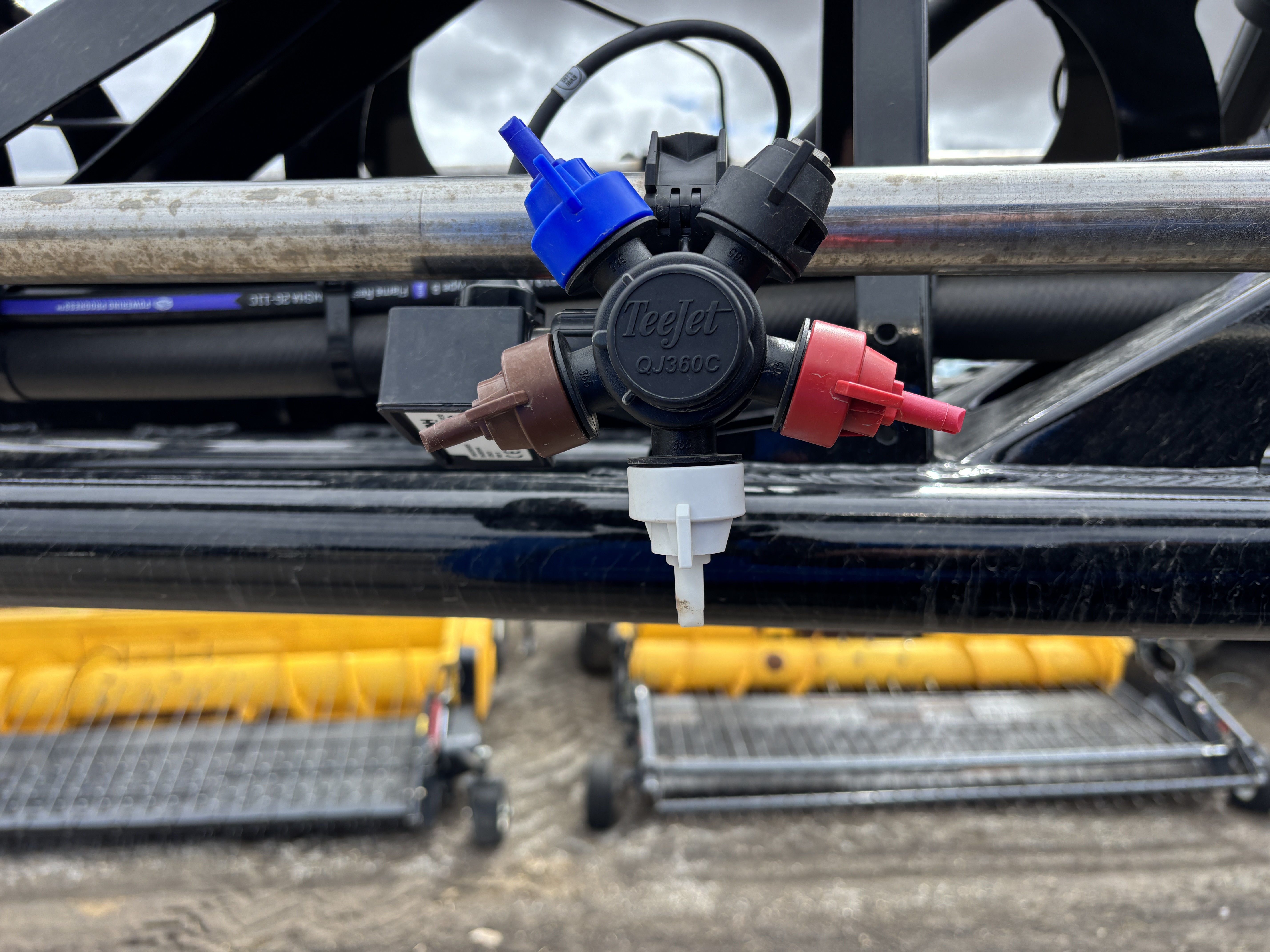 2023 New Holland SP.410F Sprayer/High Clearance