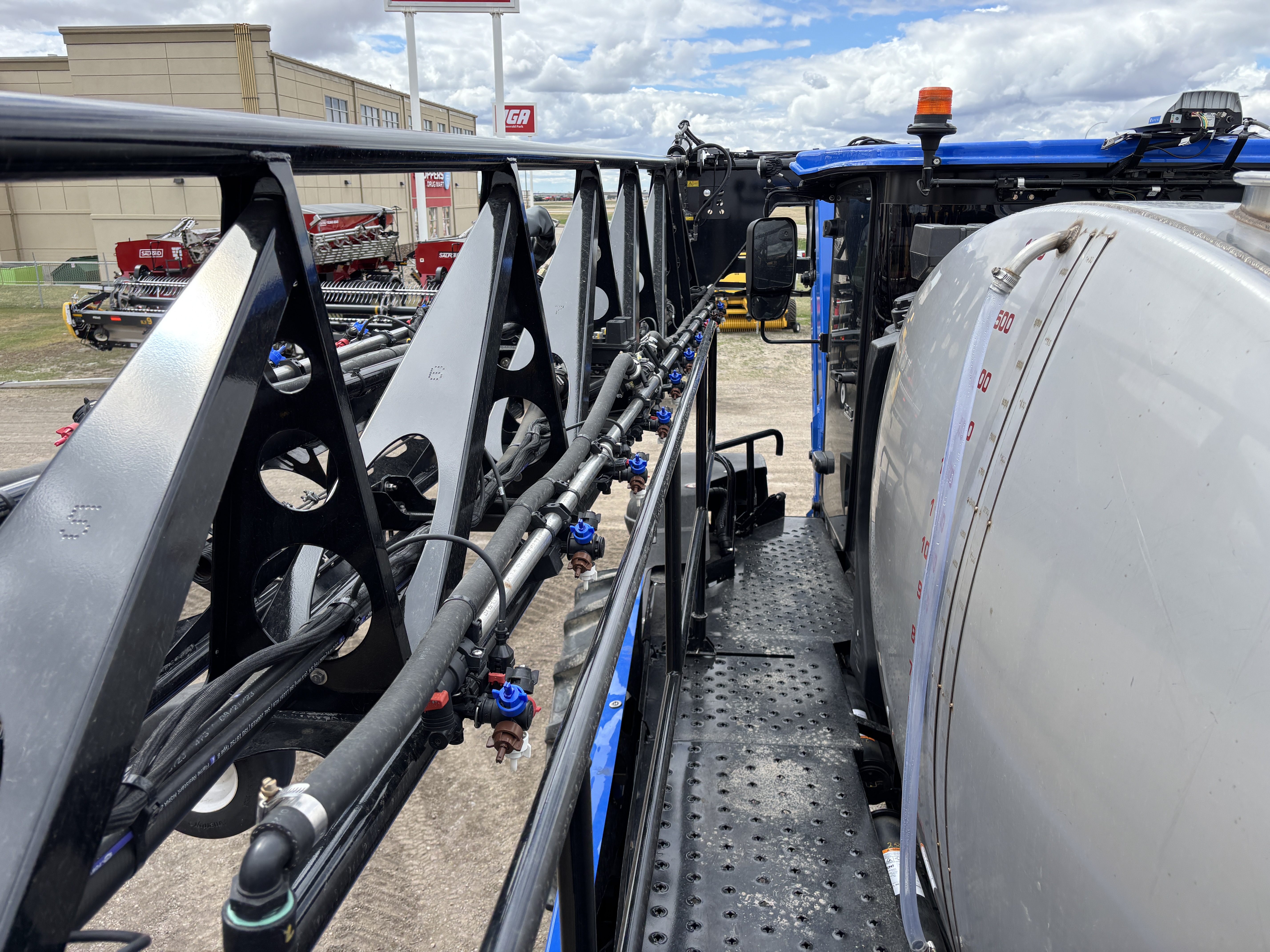 2023 New Holland SP.410F Sprayer/High Clearance