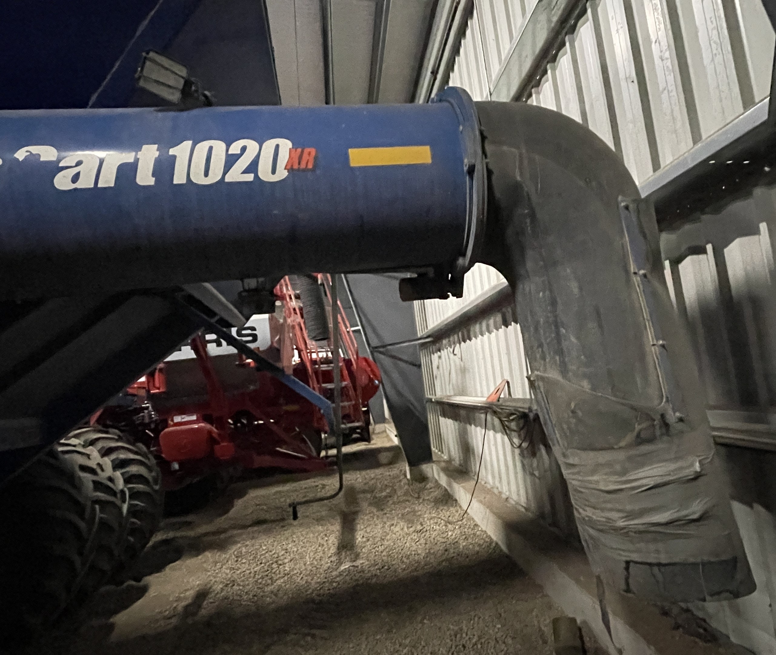 2012 Brandt 1020 XR Grain Cart