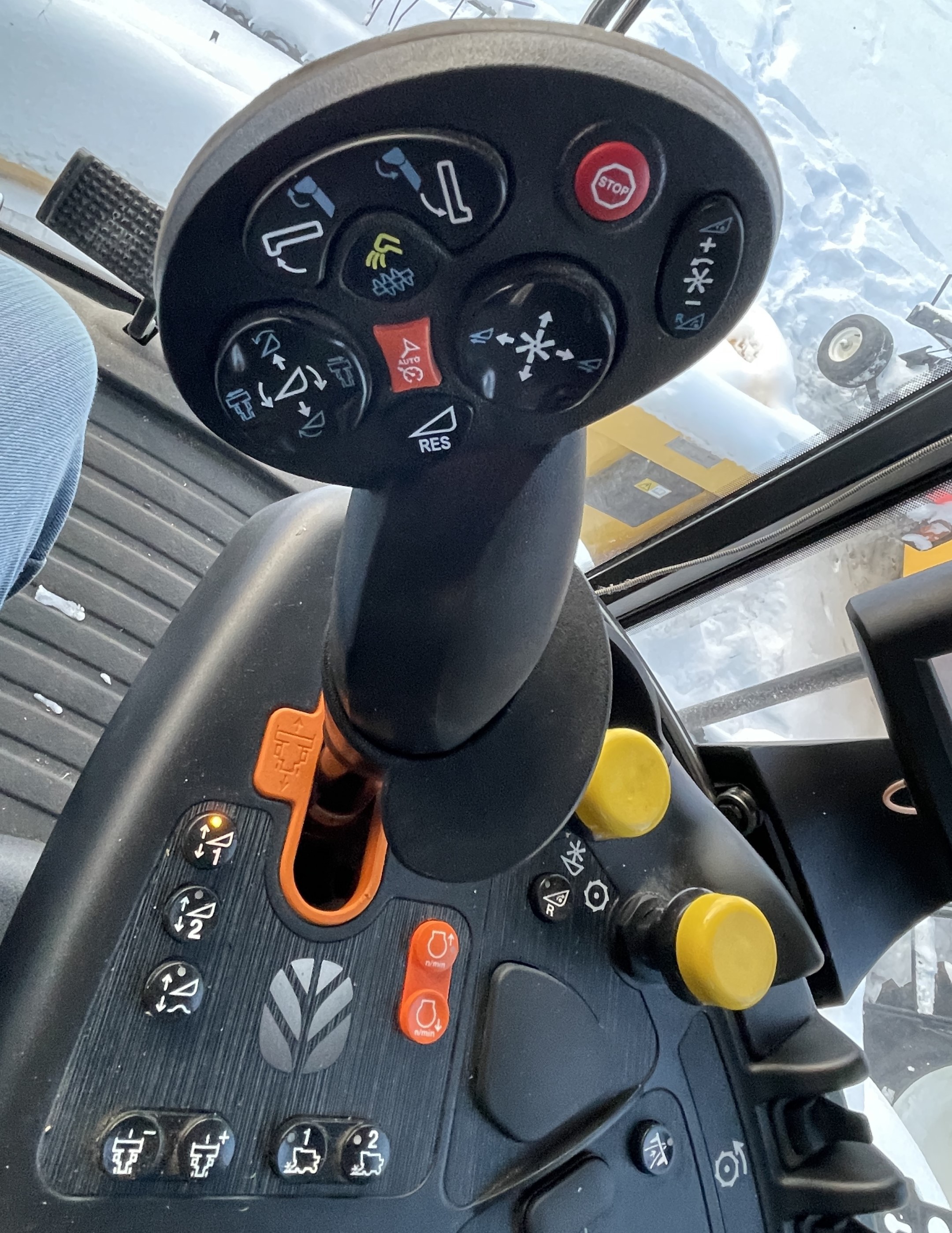 2023 New Holland CX8.80 Combine