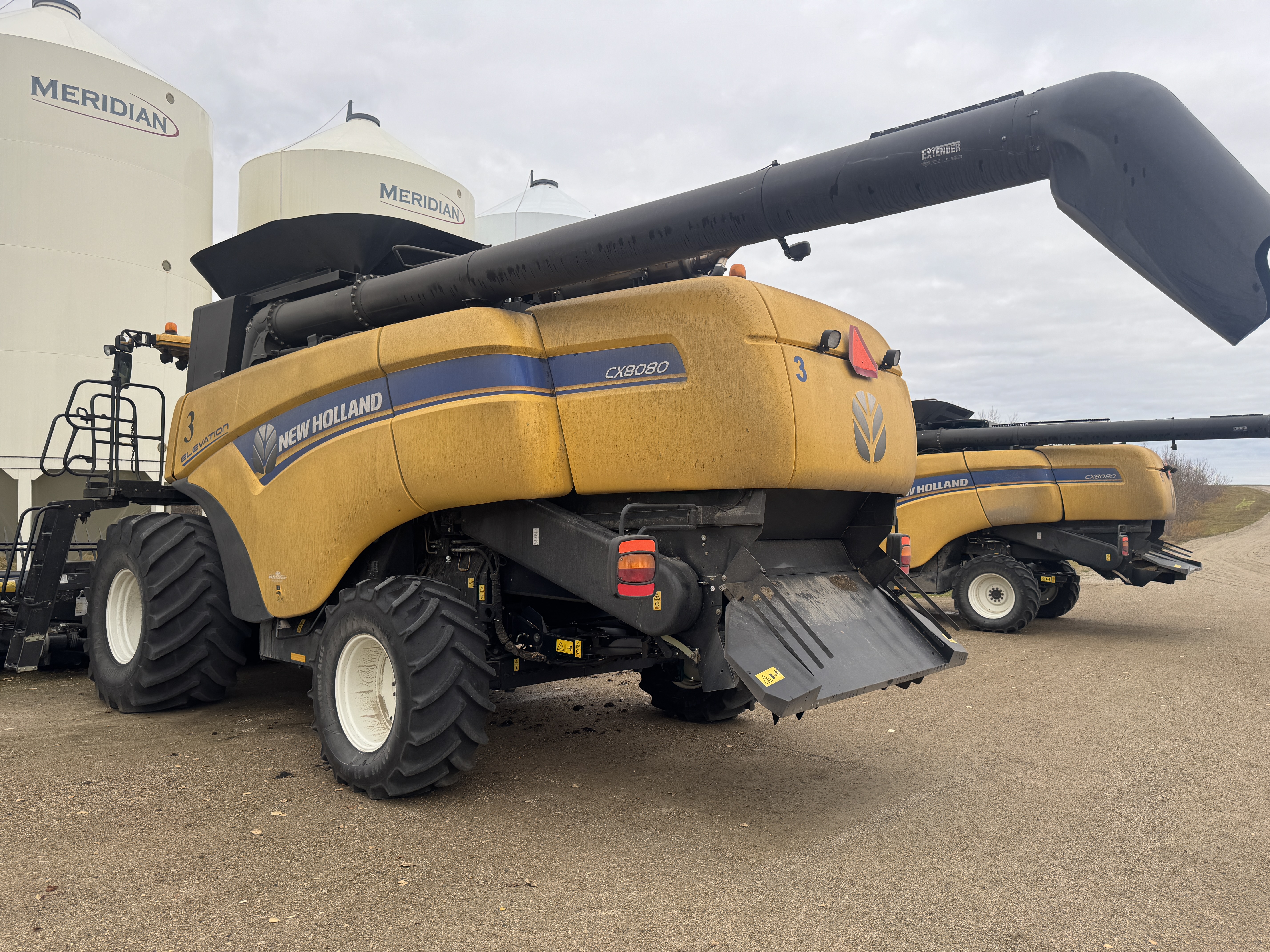 2014 New Holland CX8080 Combine
