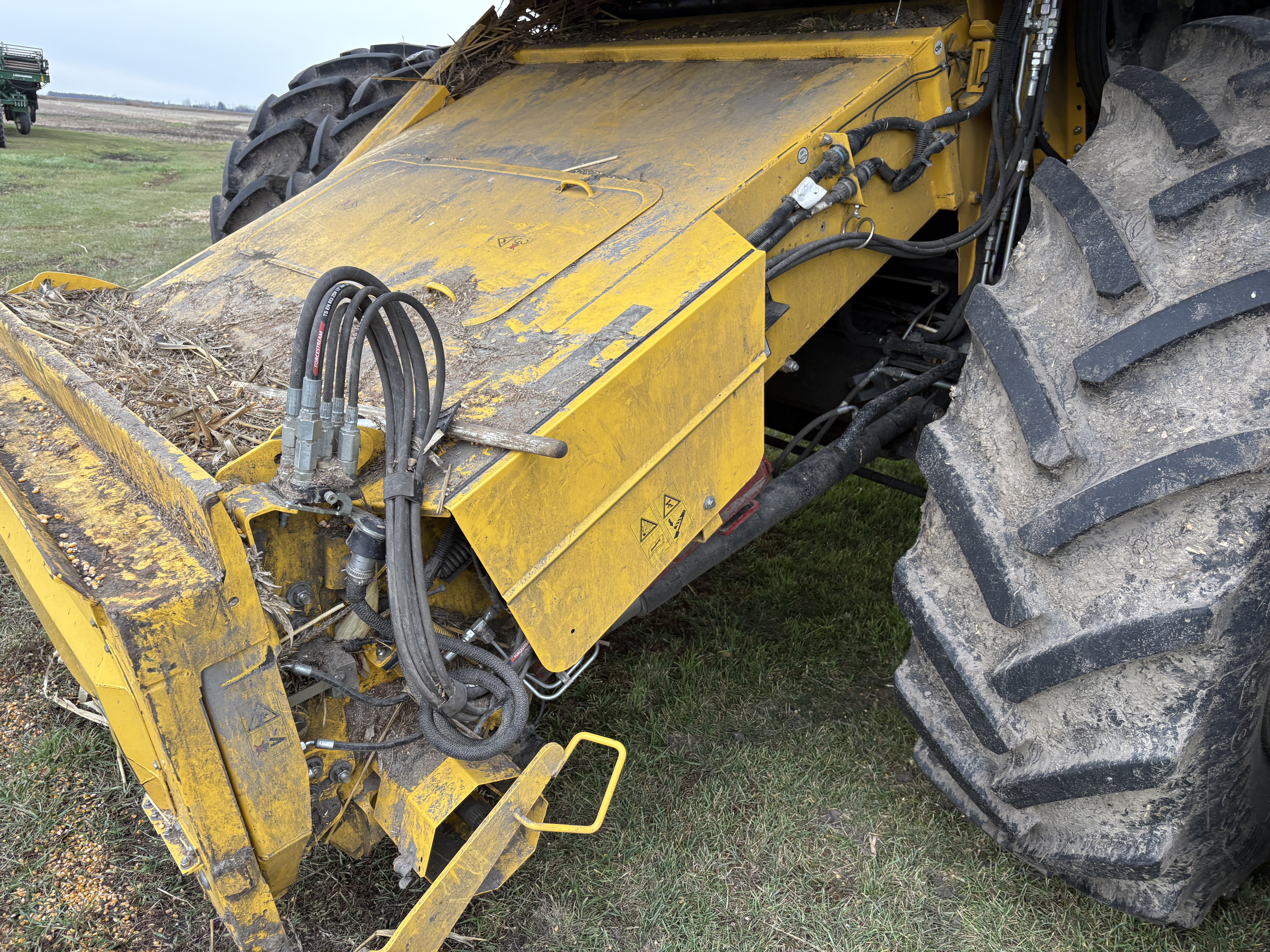 2024 New Holland CX8.80 Combine