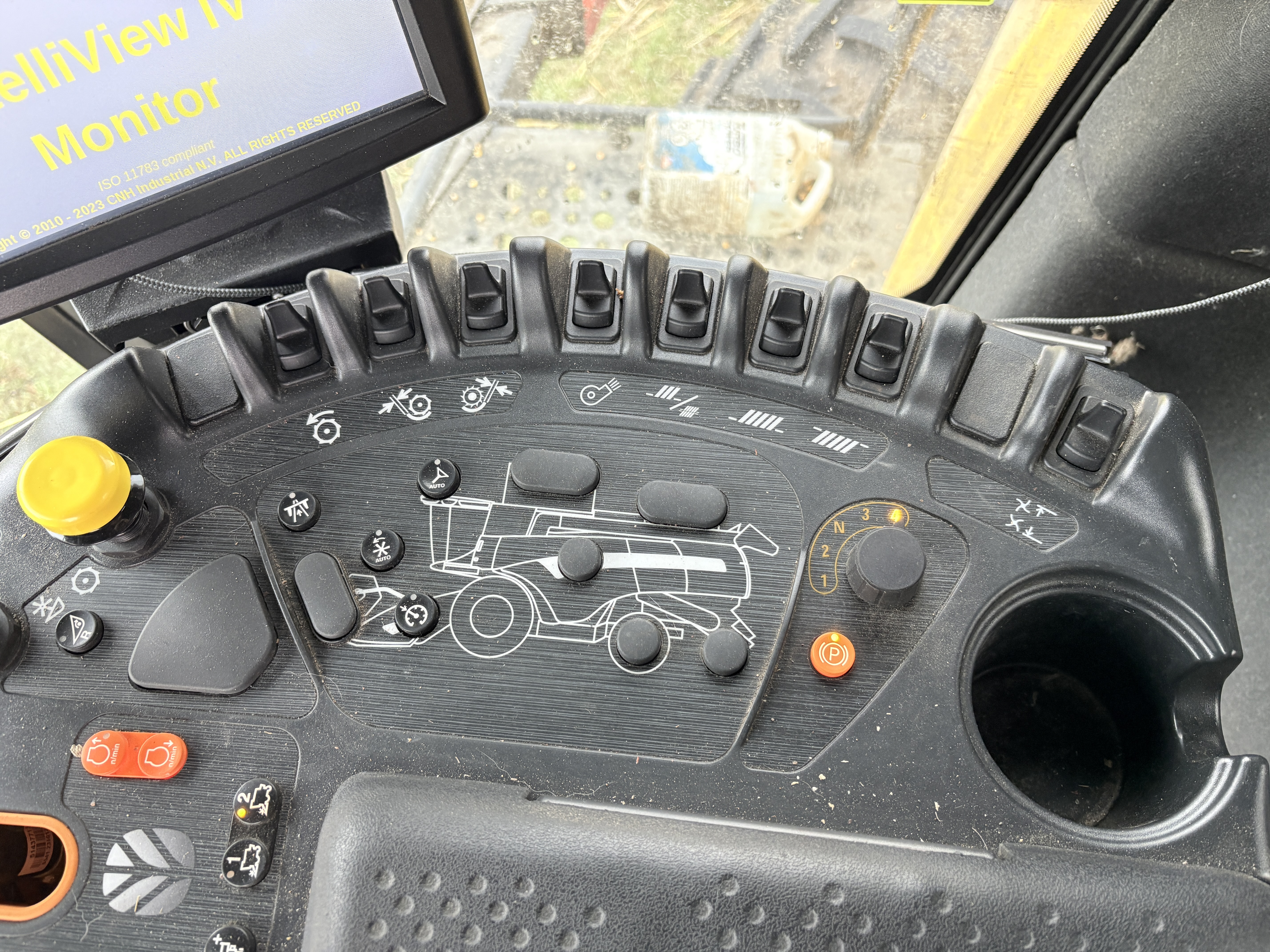 2024 New Holland CX8.80 Combine