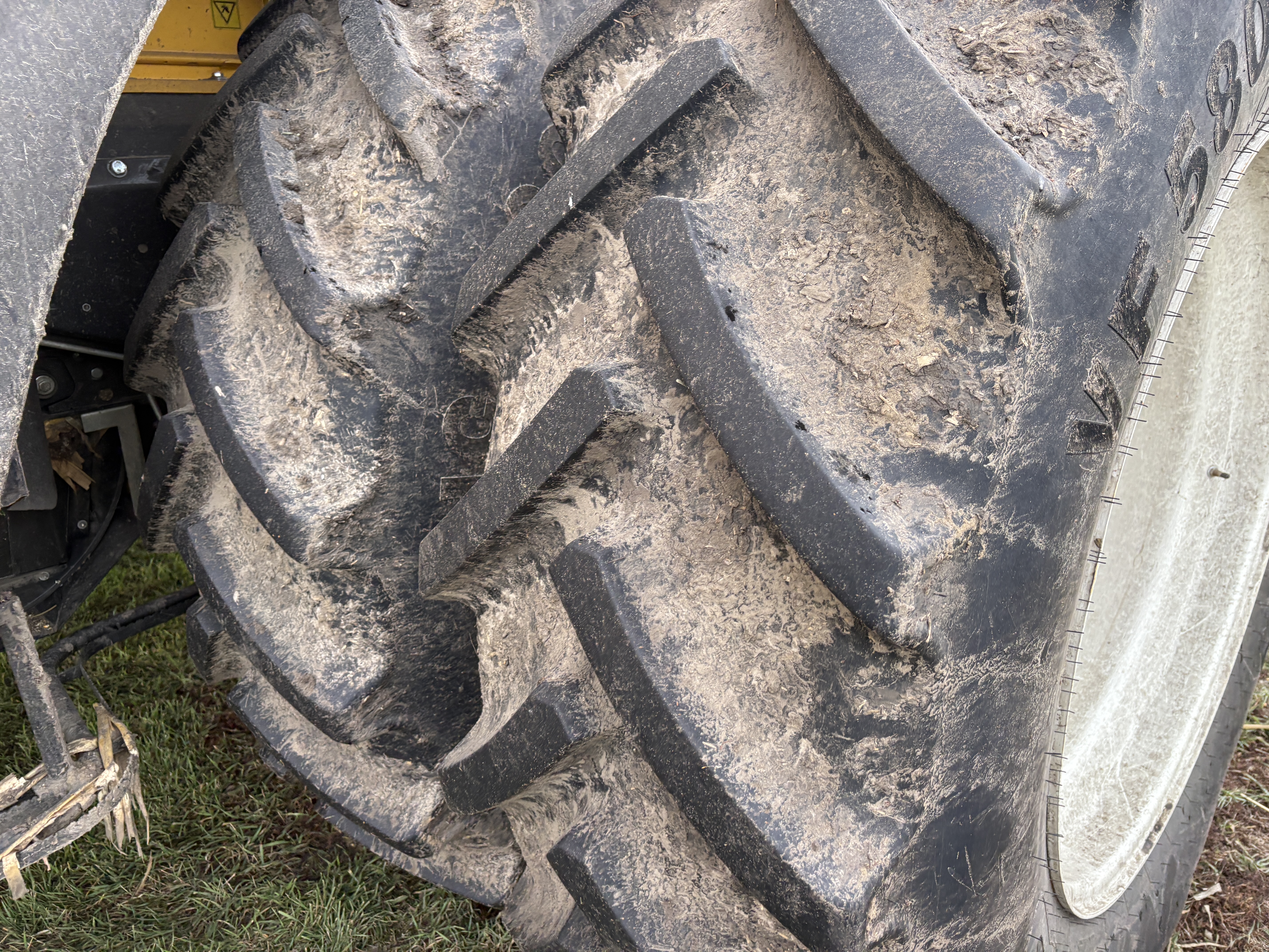 2024 New Holland CX8.80 Combine