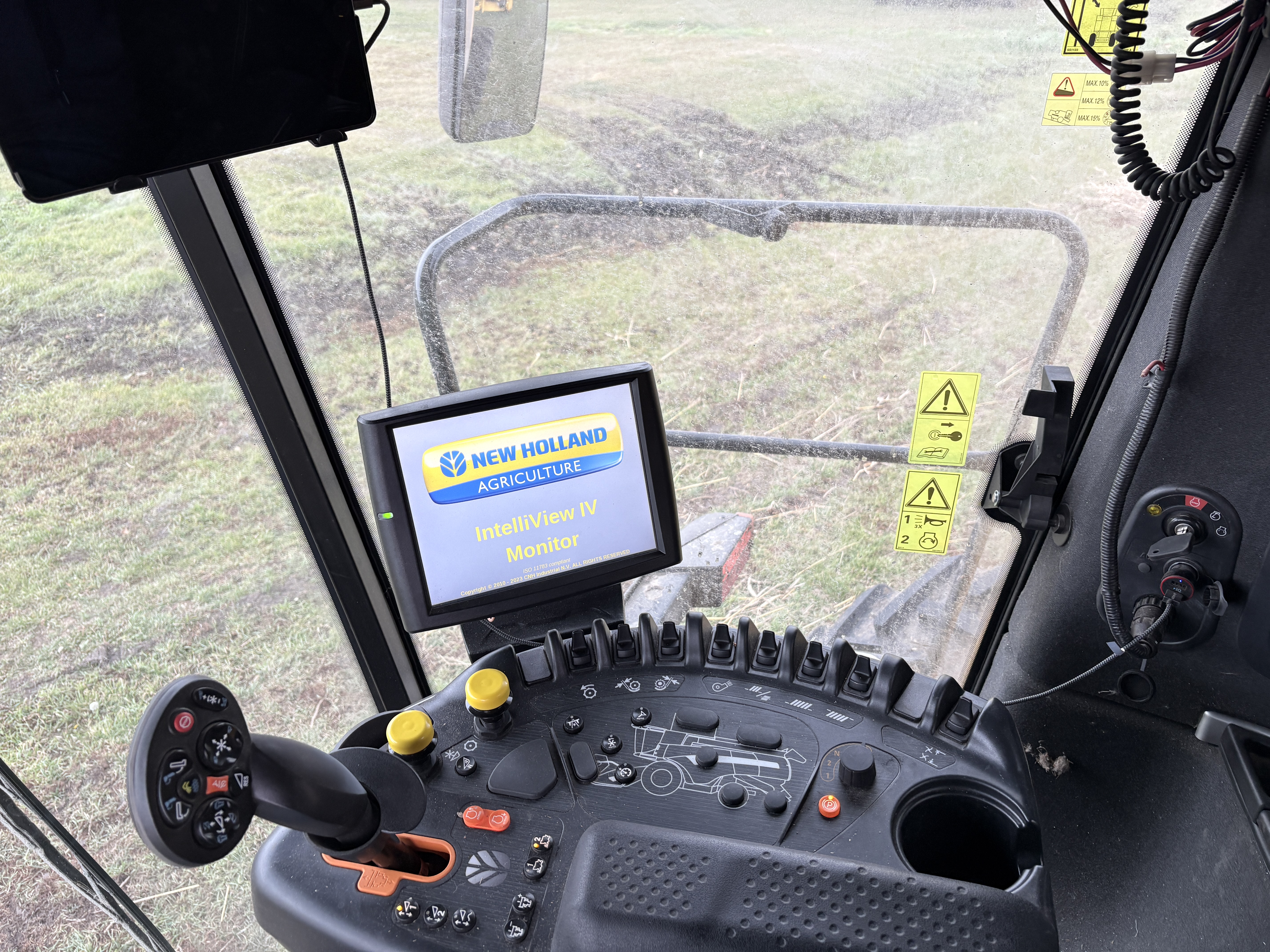 2024 New Holland CX8.80 Combine