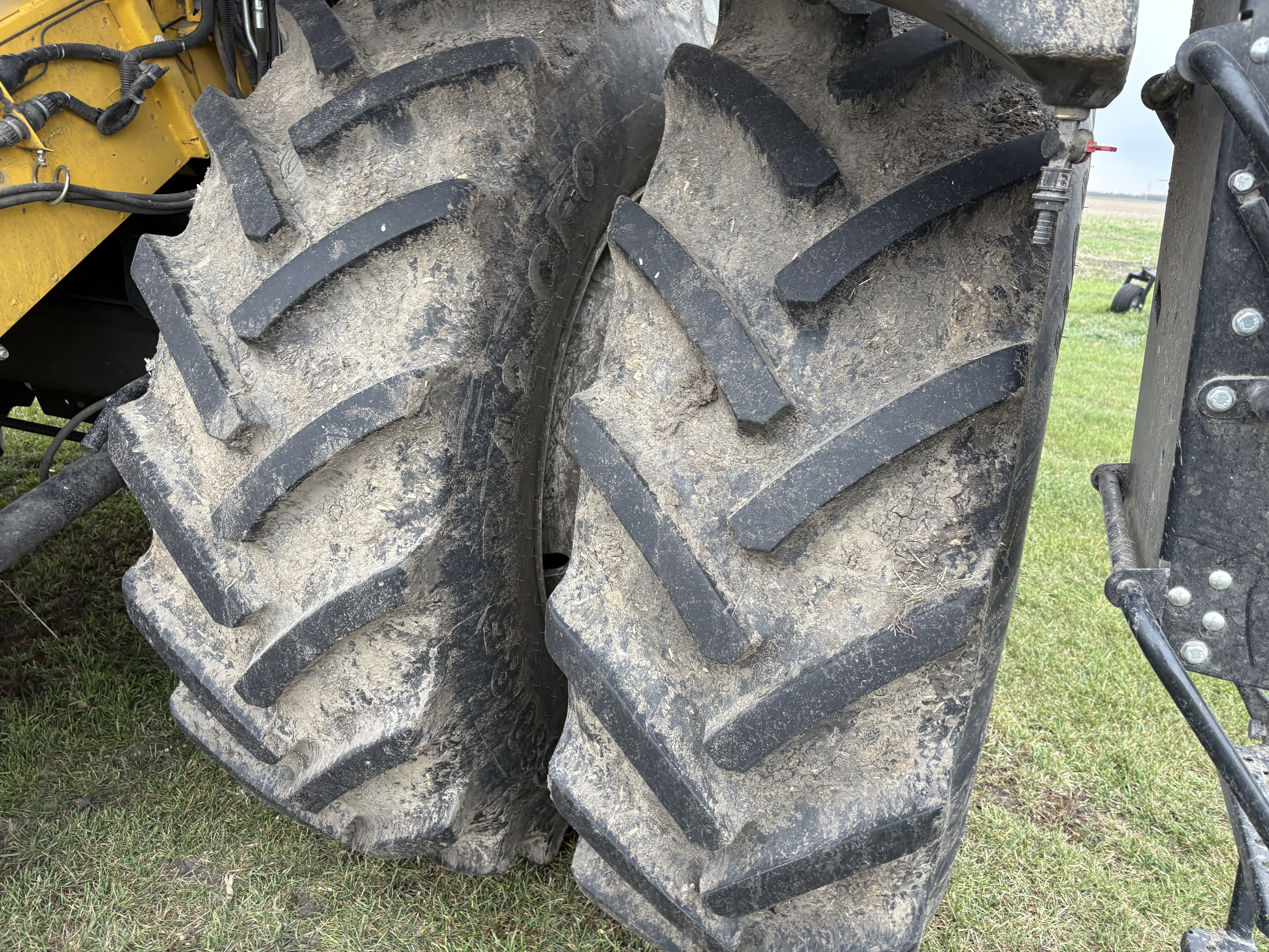 2024 New Holland CX8.80 Combine