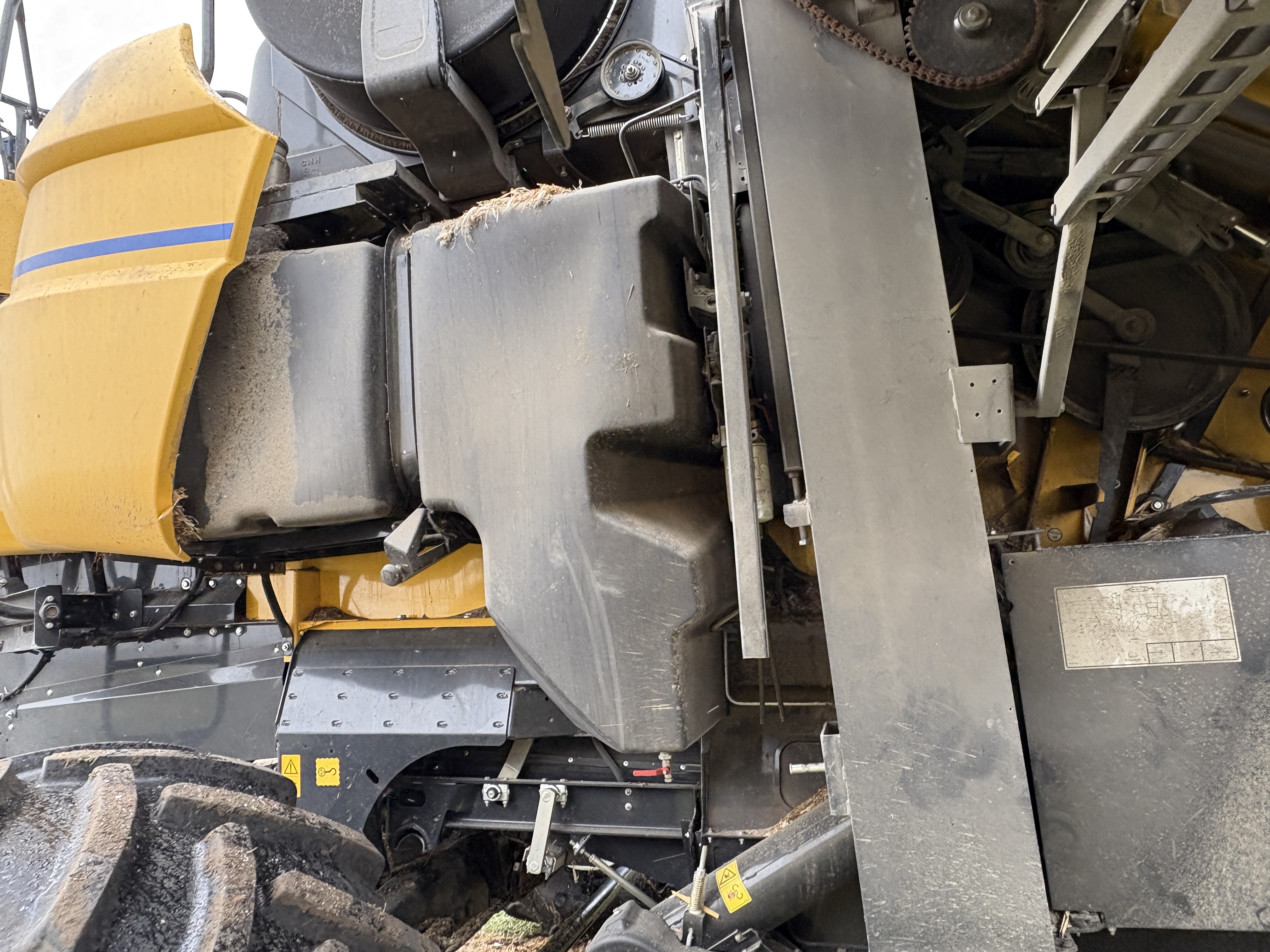 2024 New Holland CX8.80 Combine