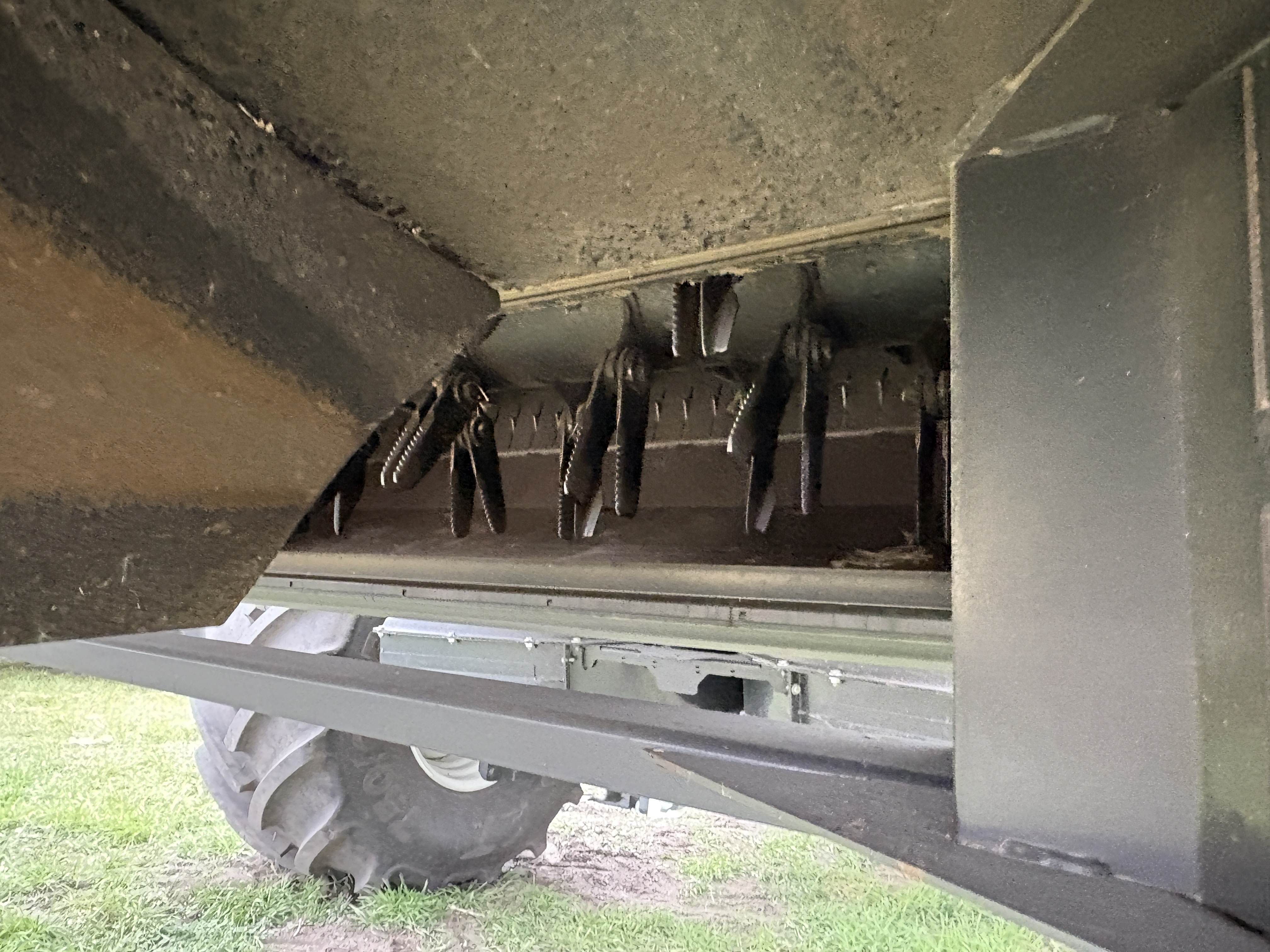 2024 New Holland CX8.80 Combine