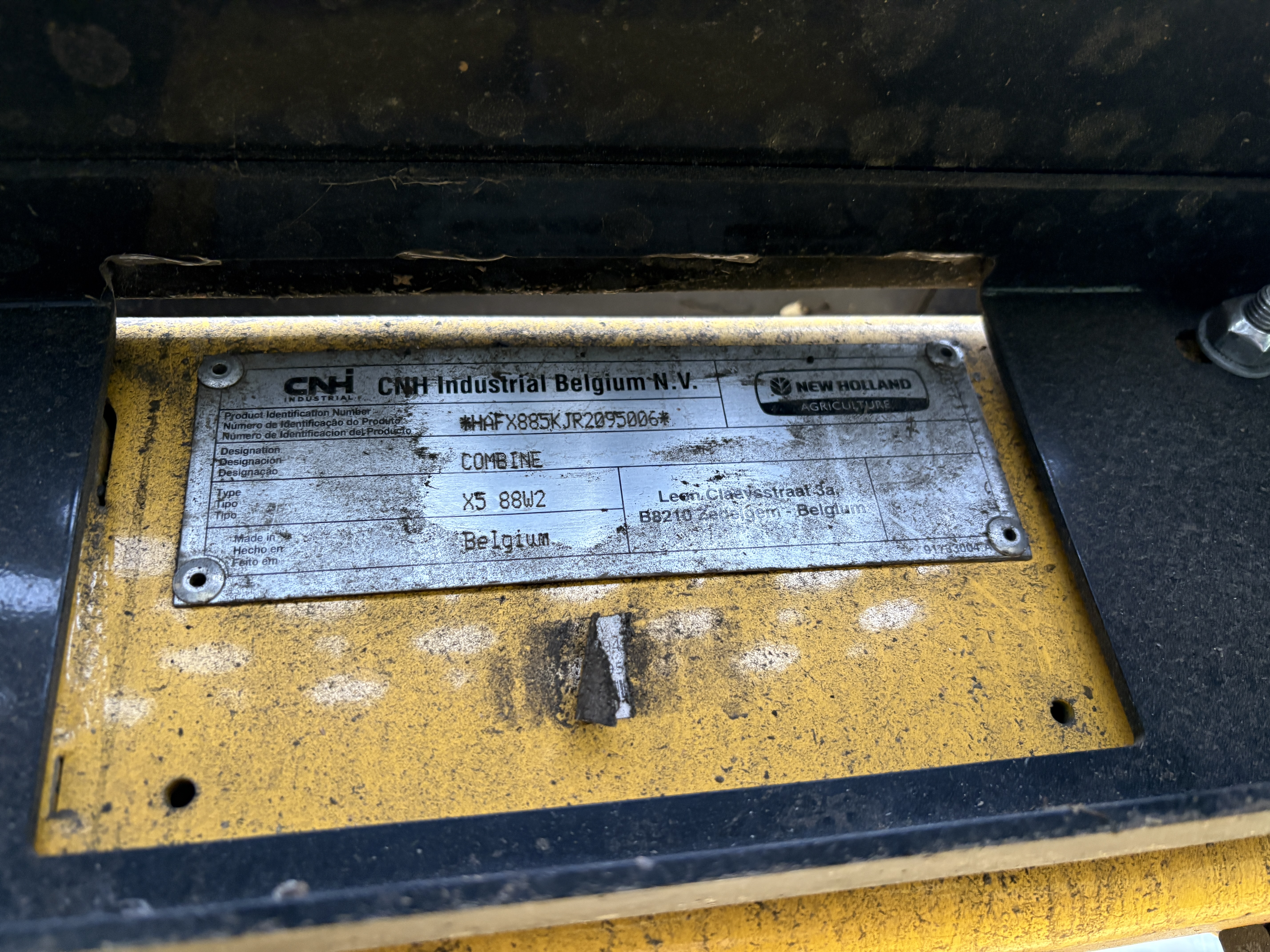 2024 New Holland CX8.80 Combine