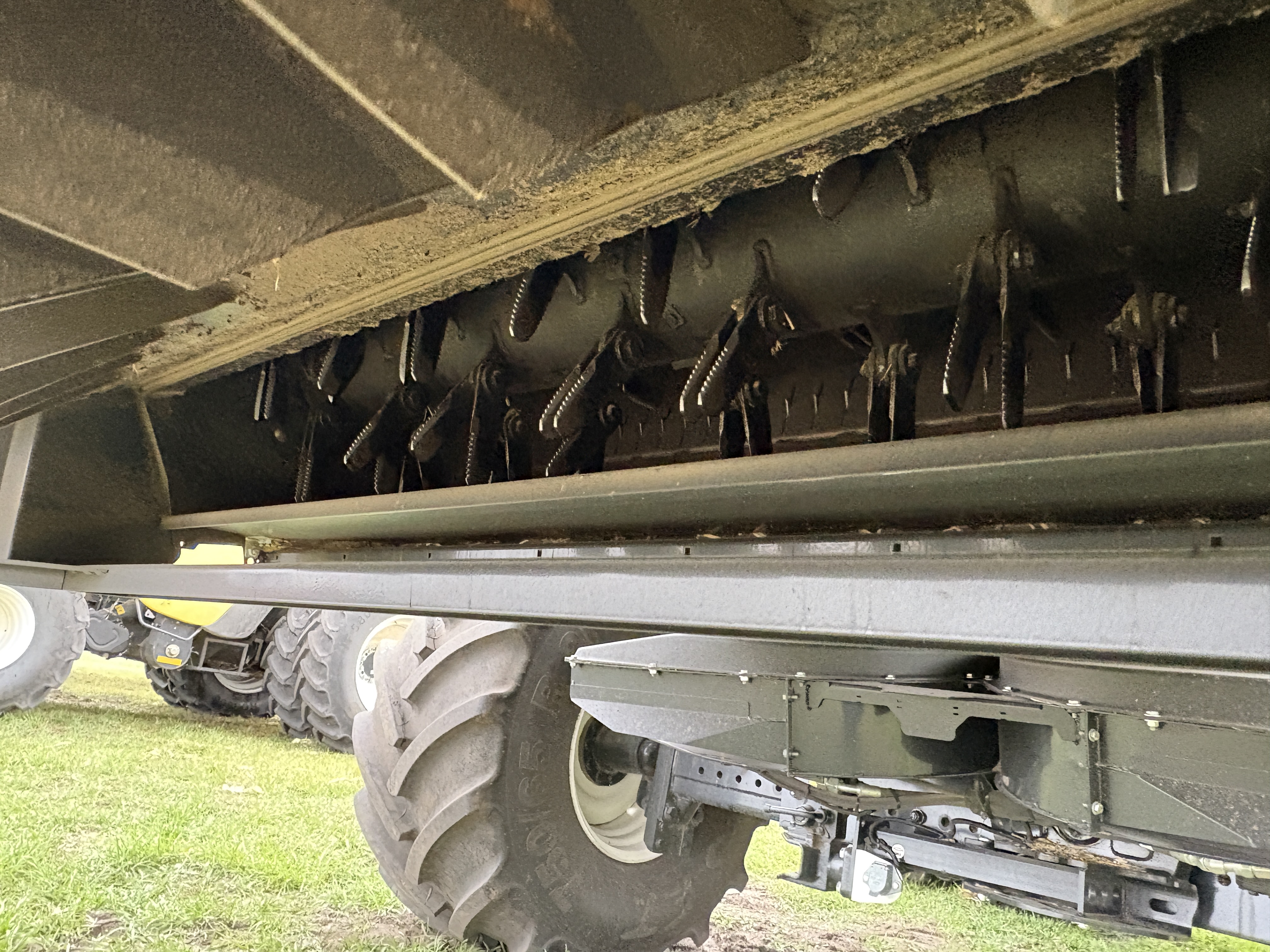 2024 New Holland CX8.80 Combine