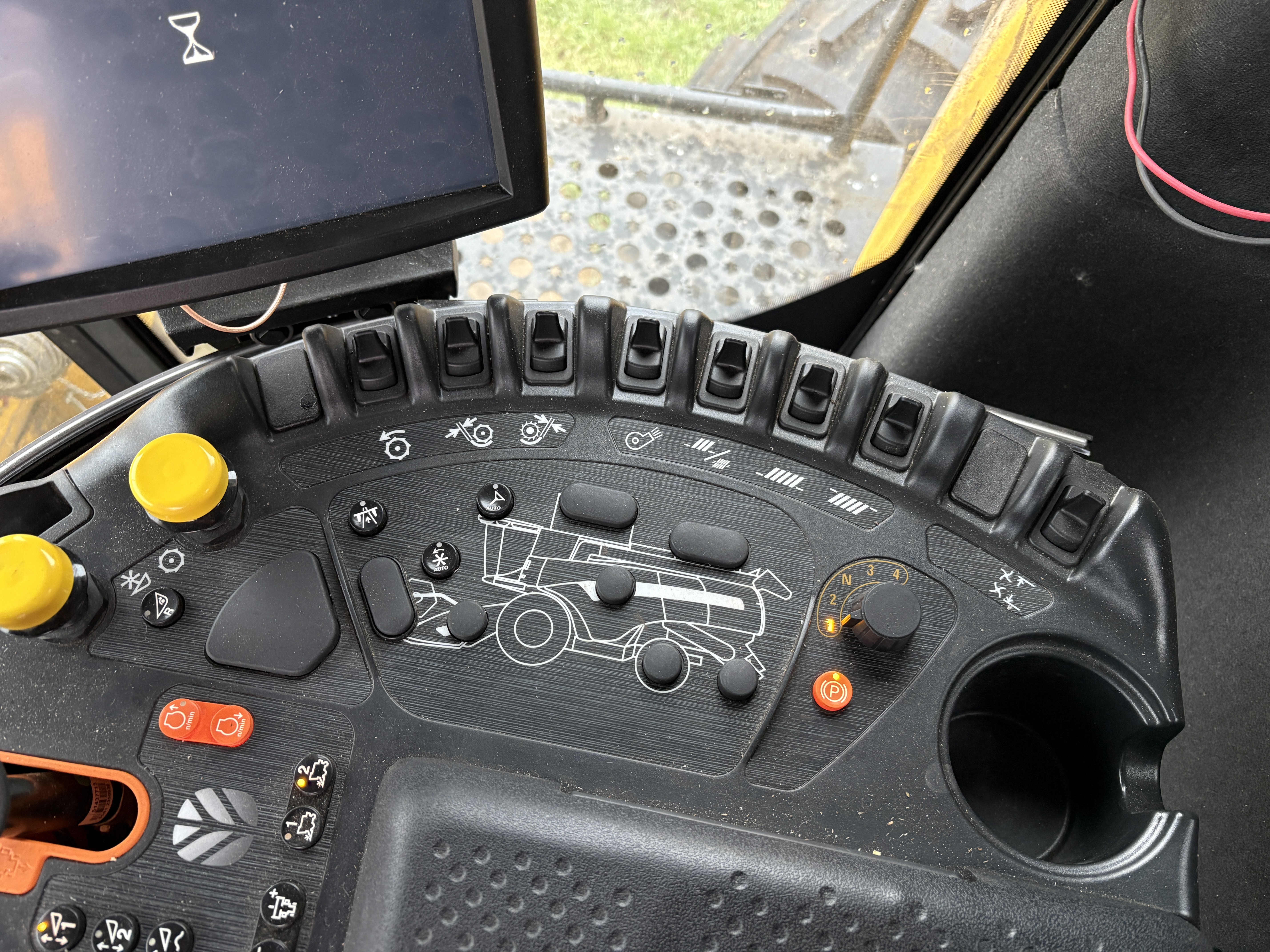 2024 New Holland CX8.80 Combine