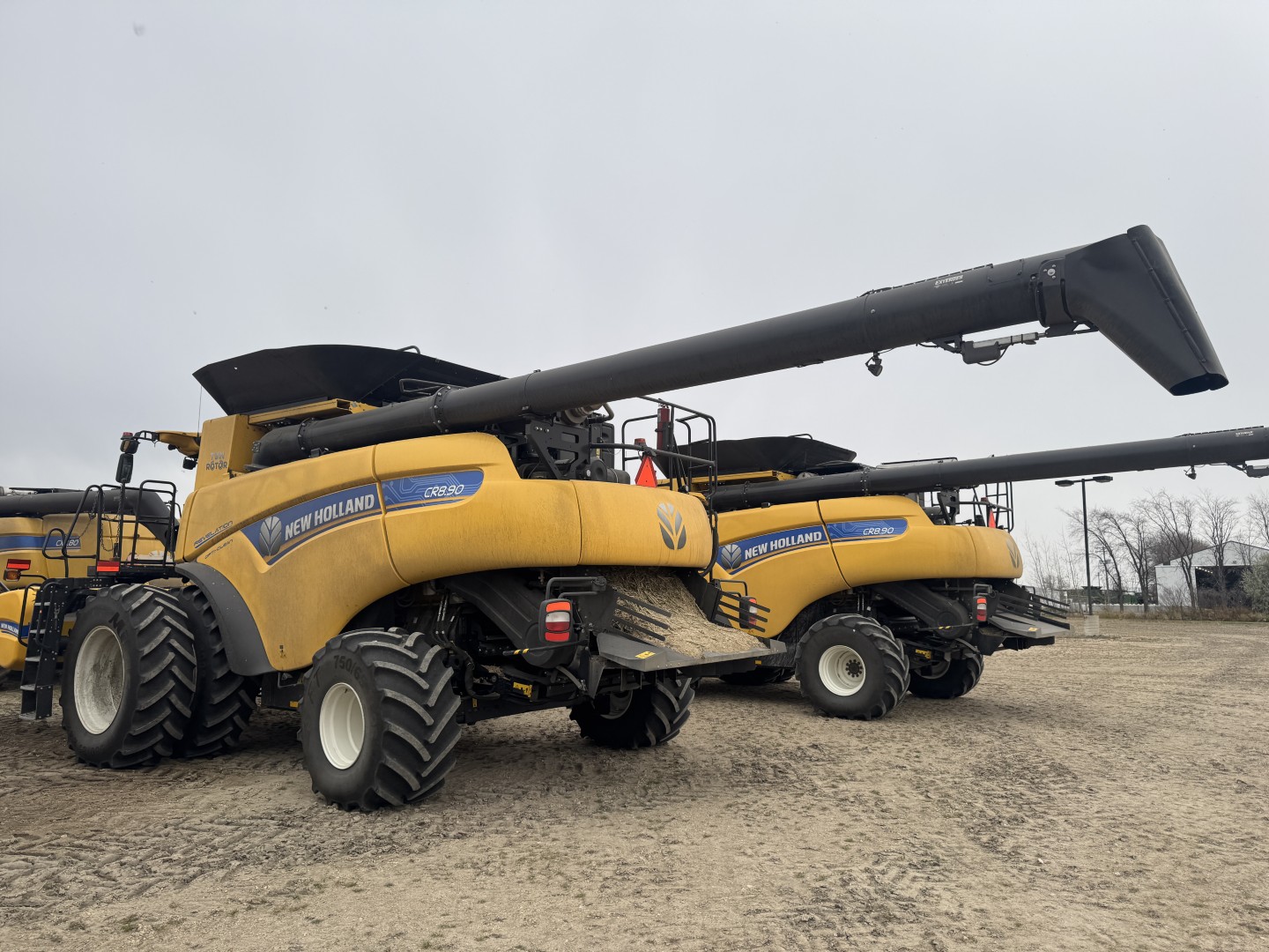 2023 New Holland CR8.90Z Combine