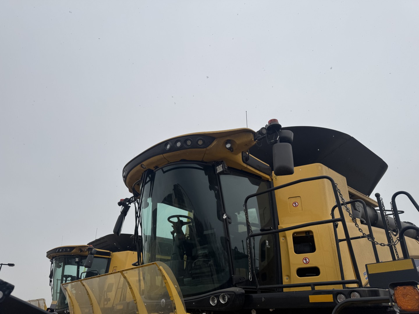2023 New Holland CR8.90Z Combine