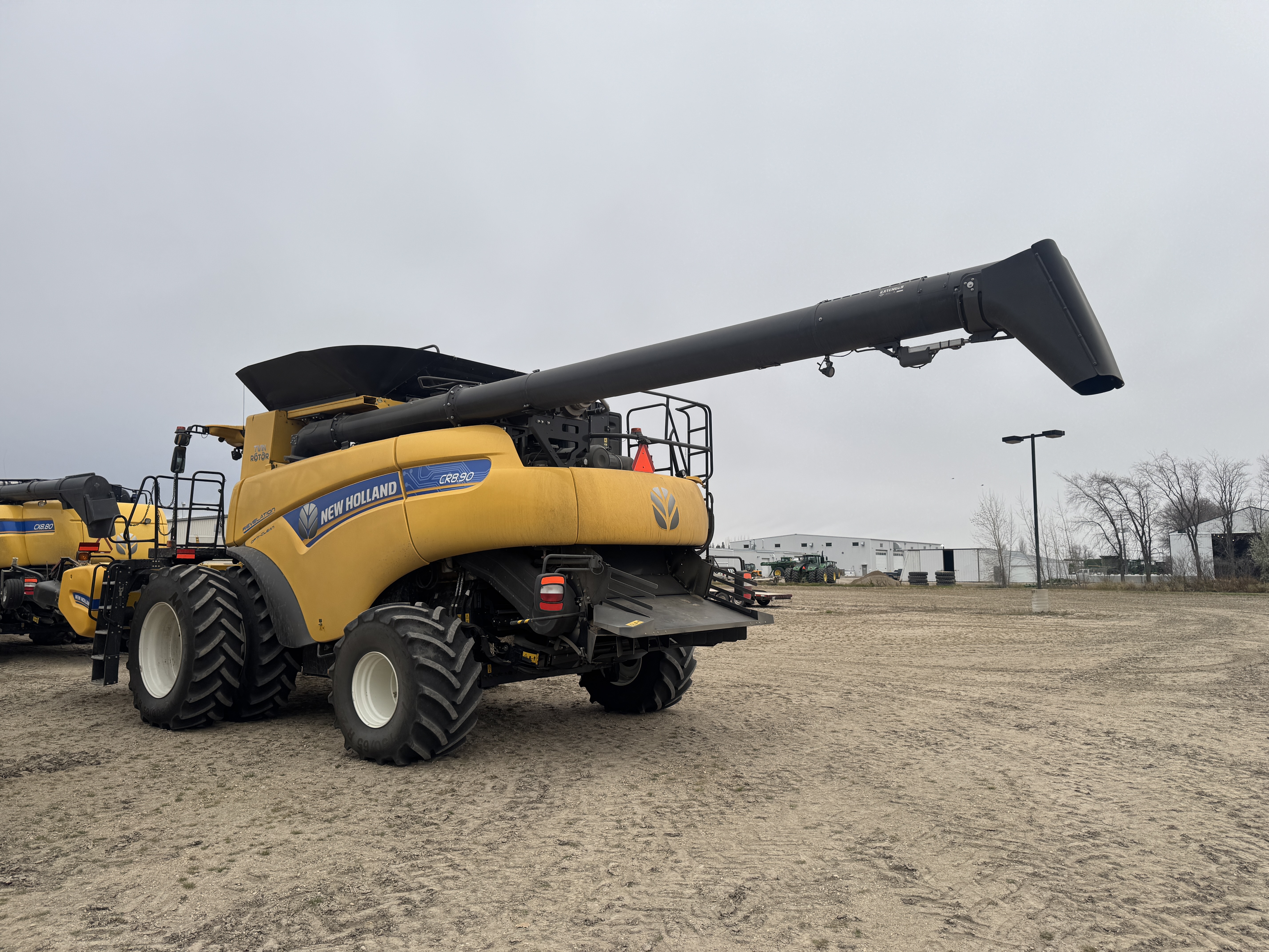 2023 New Holland CR8.90Z Combine