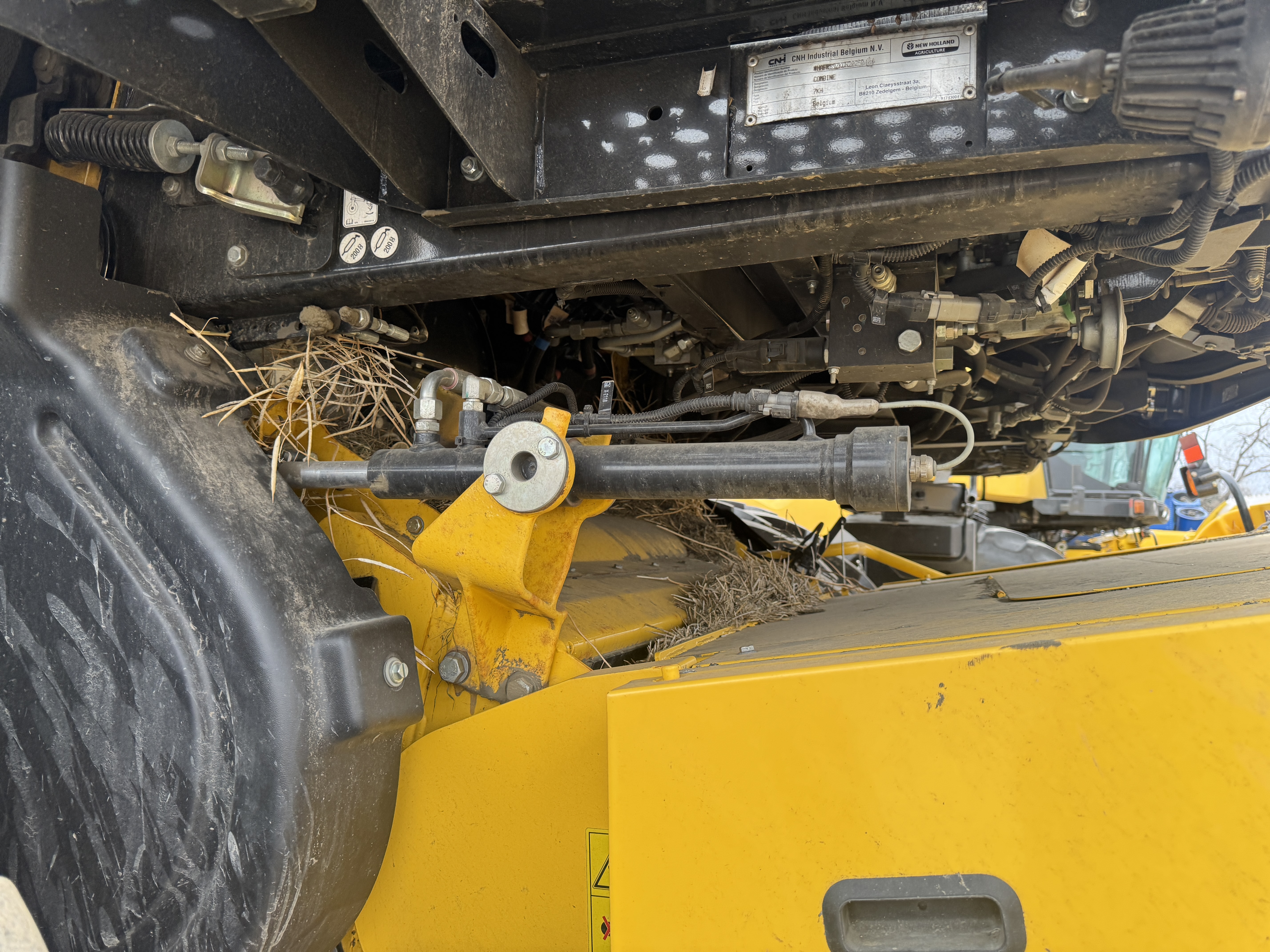 2023 New Holland CR8.90Z Combine