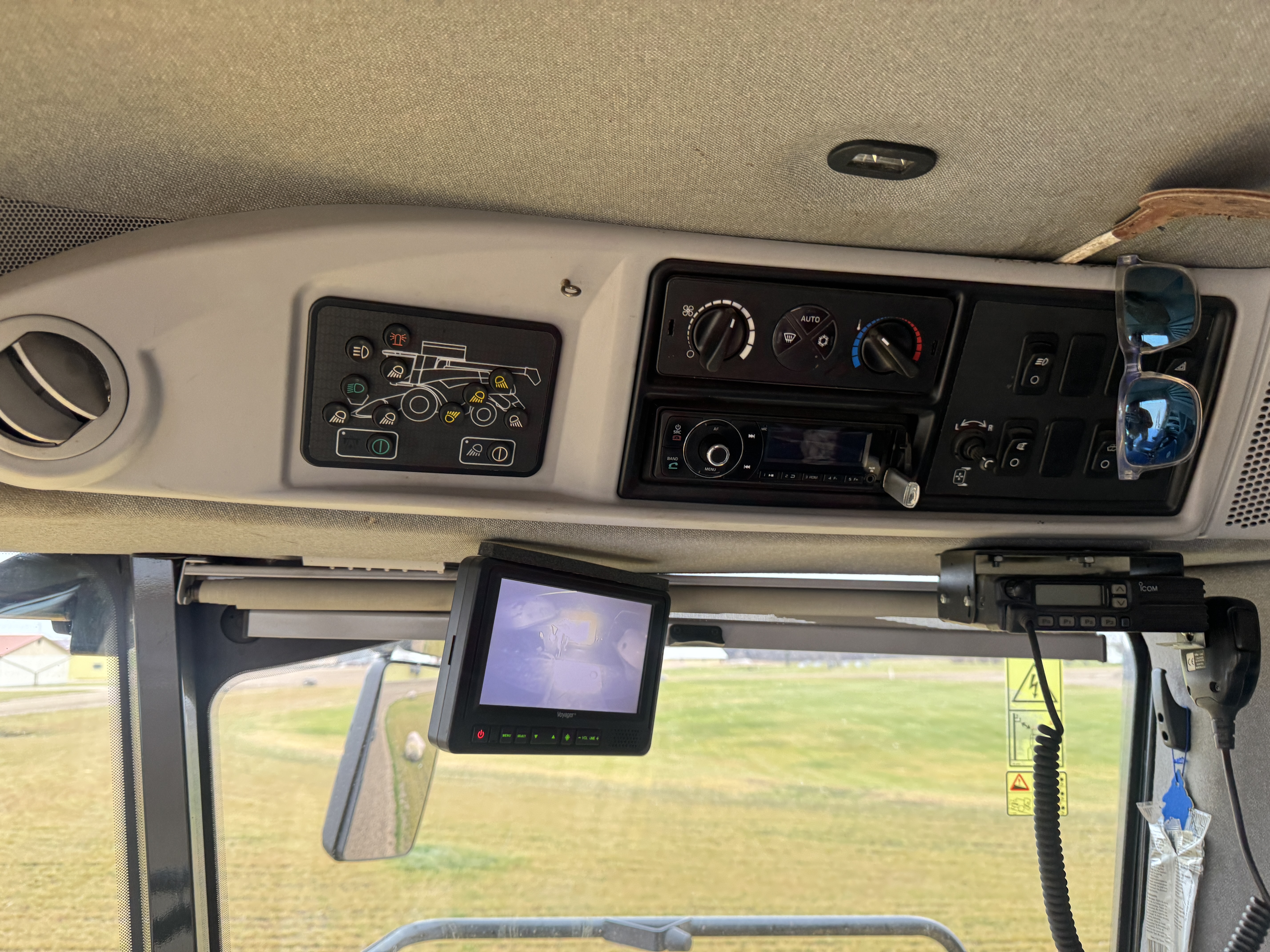 2016 New Holland CR8.90 Combine