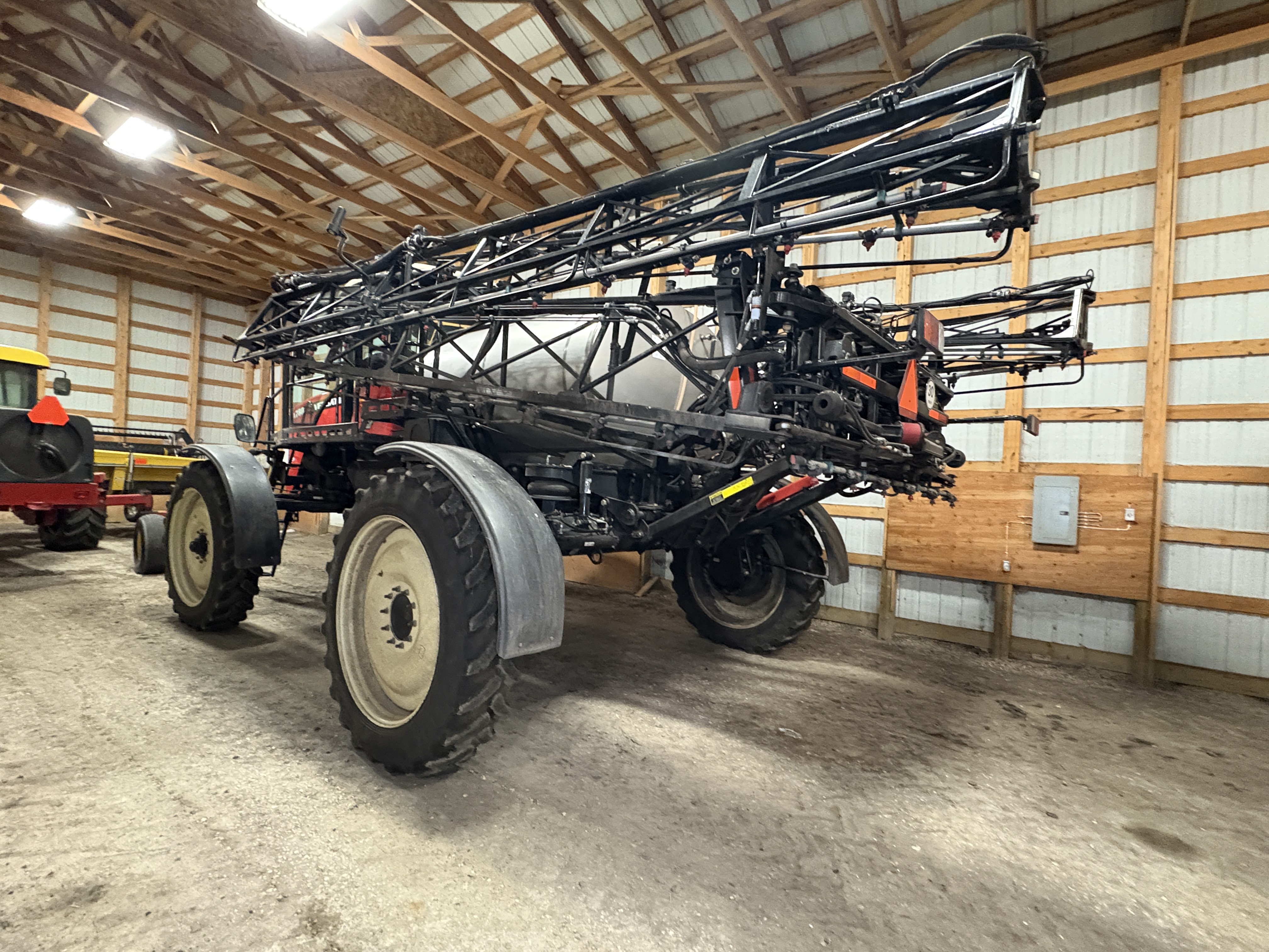 2015 Versatile SX280 Sprayer/High Clearance