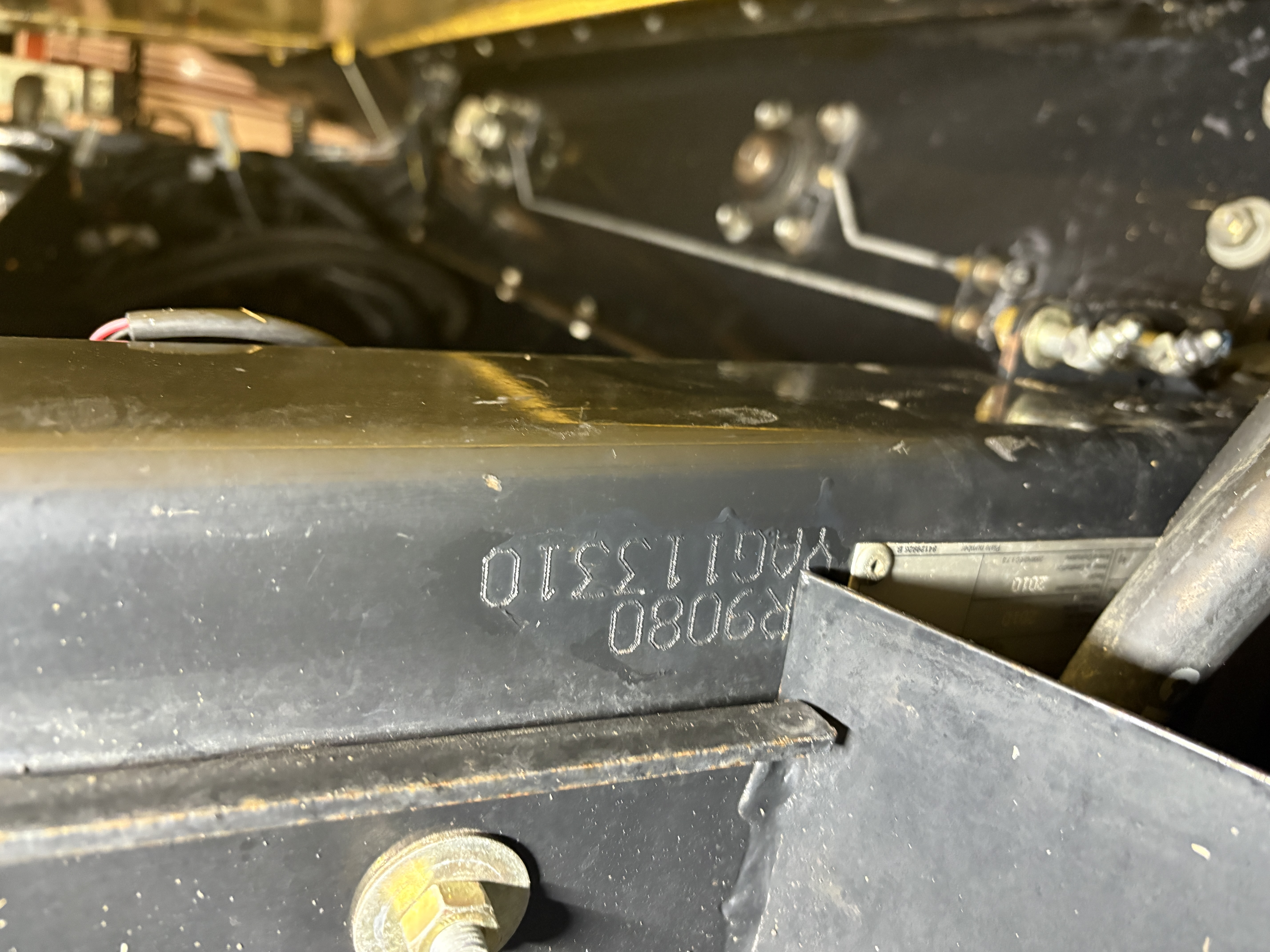 2010 New Holland CR9080 Combine