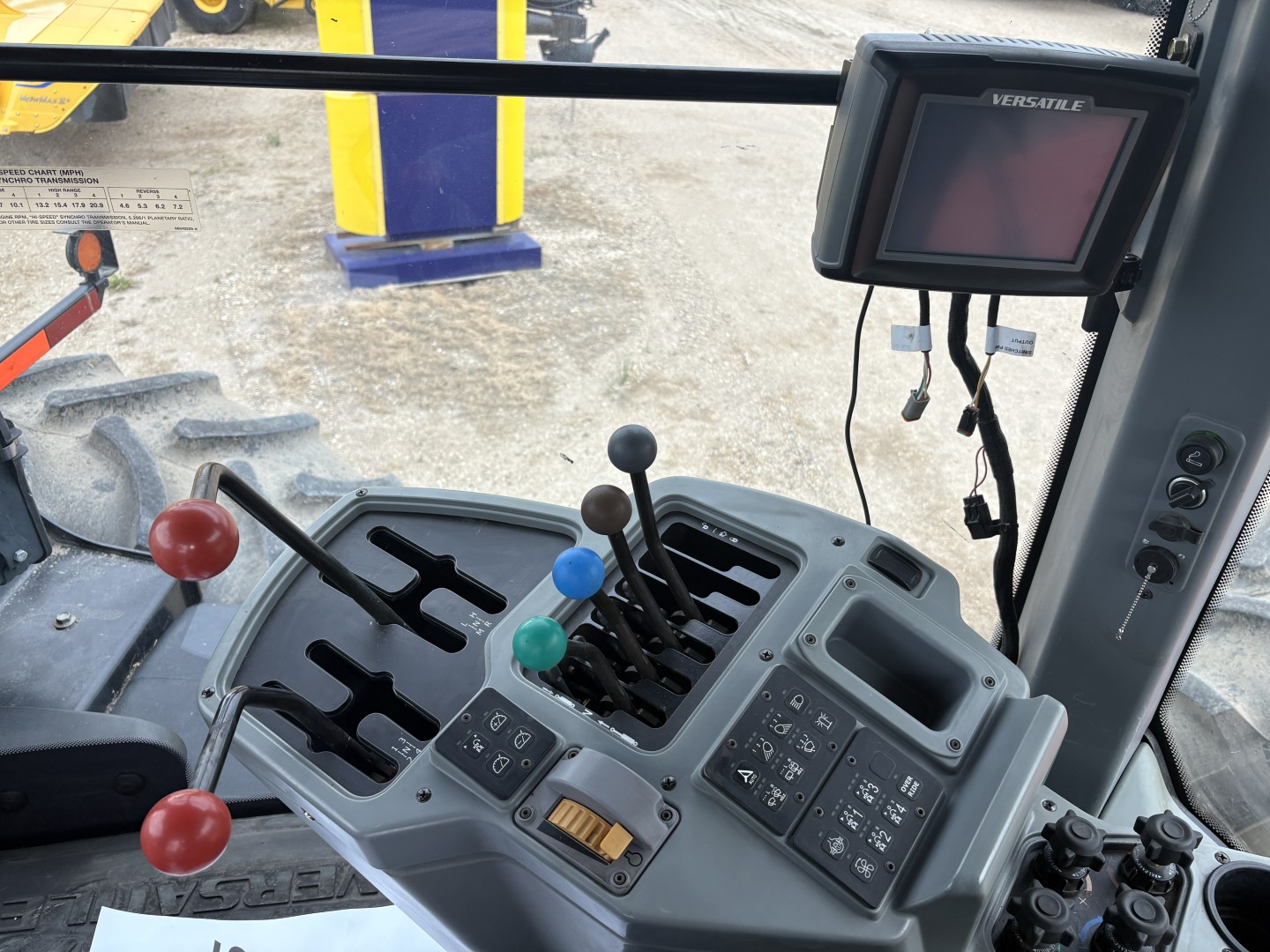 2015 Versatile 400T4 Tractor 4WD