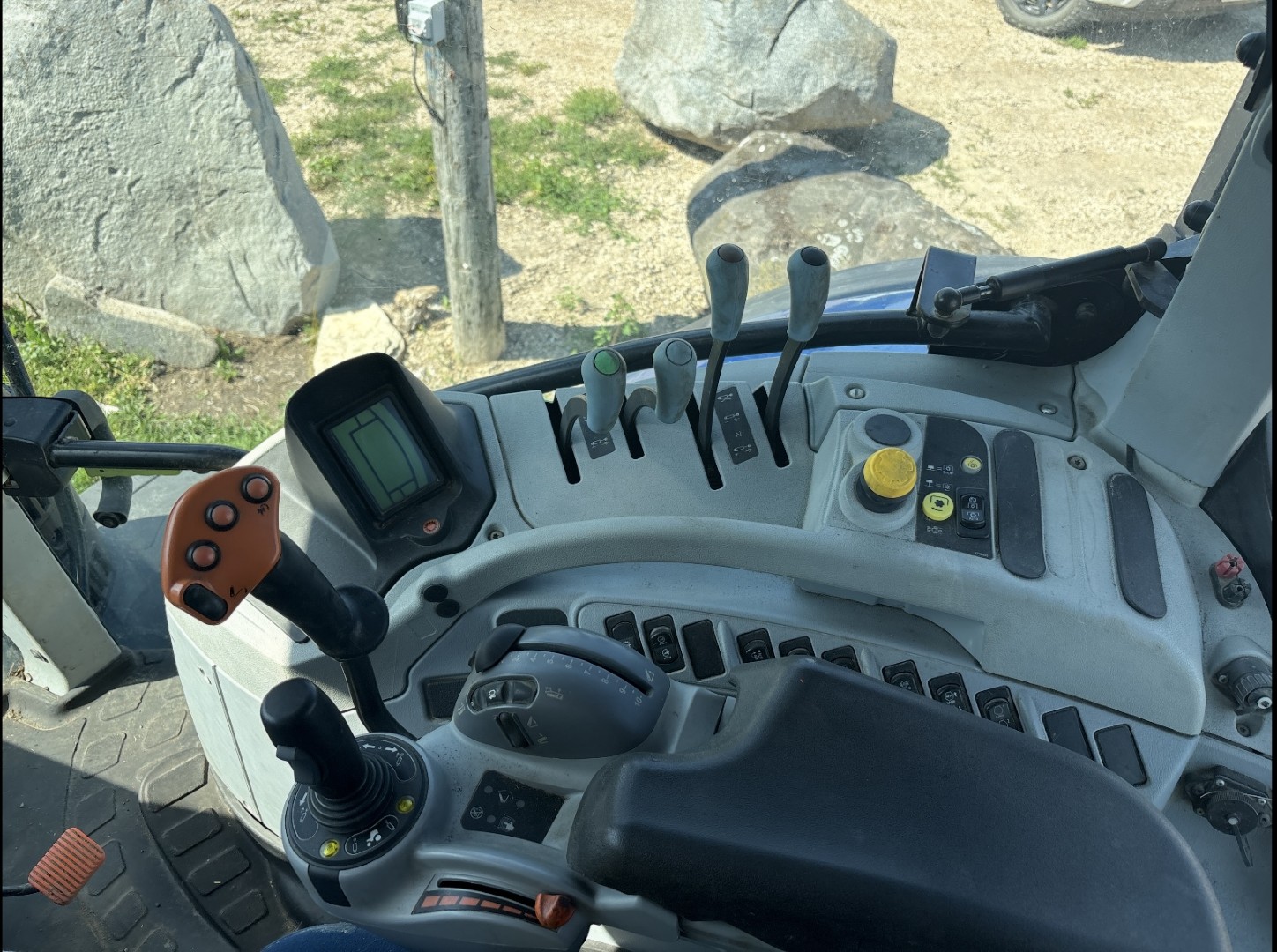 2018 New Holland T7.210 Tractor