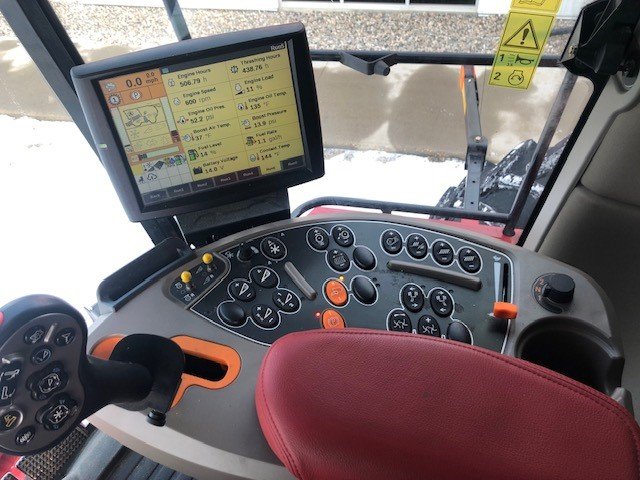 2022 Case 8250 Combine