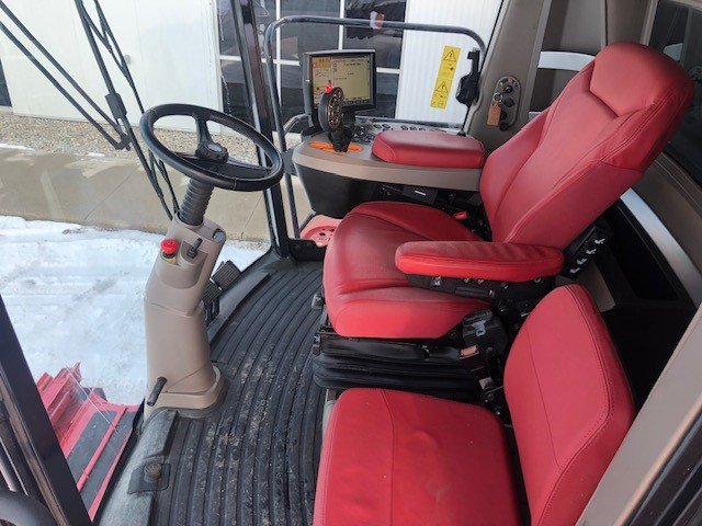 2022 Case 8250 Combine